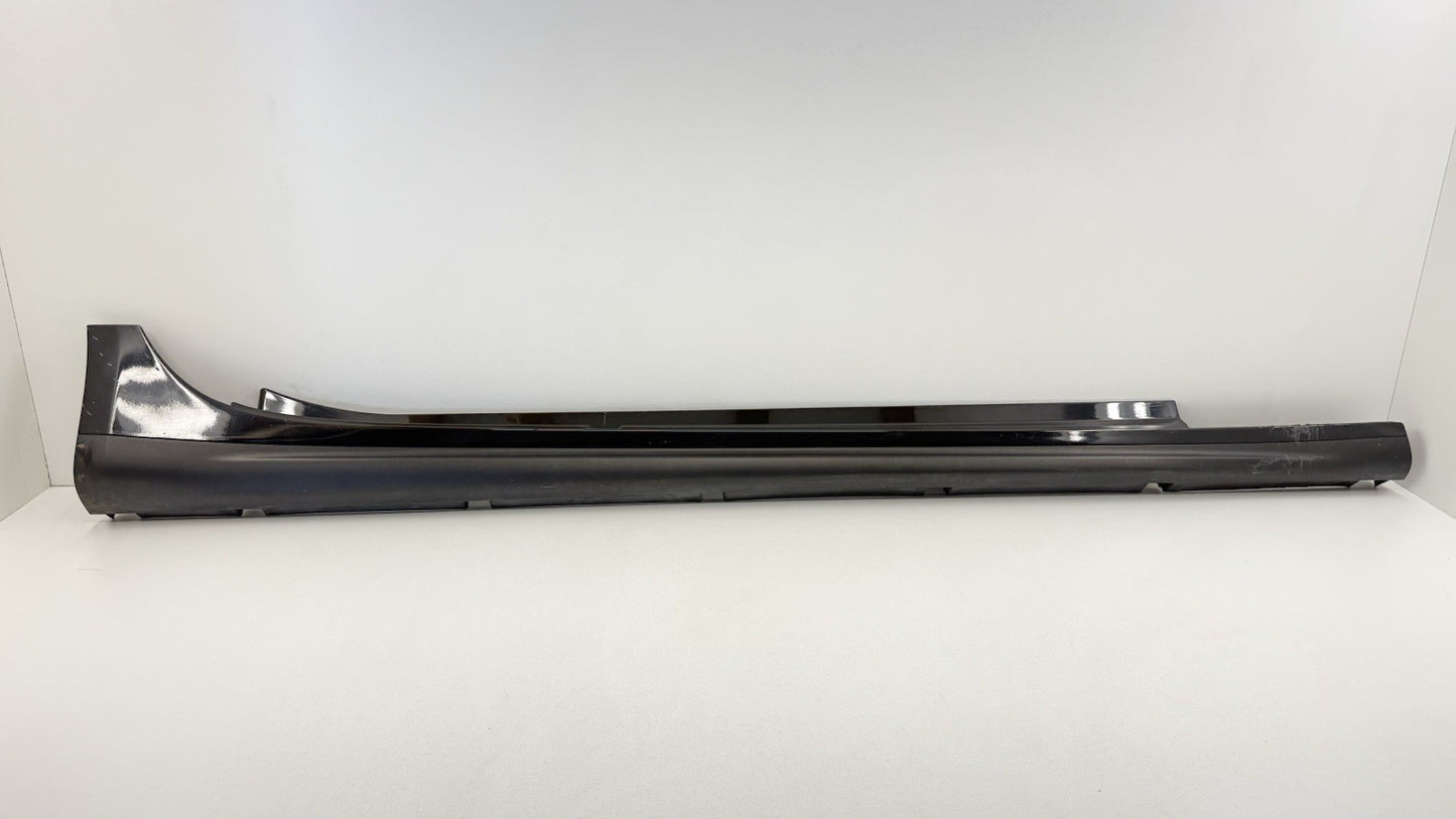 14-17 Maserati Ghibli Passenger Right Side Skirt Rocker Panel Cover Trim OEM