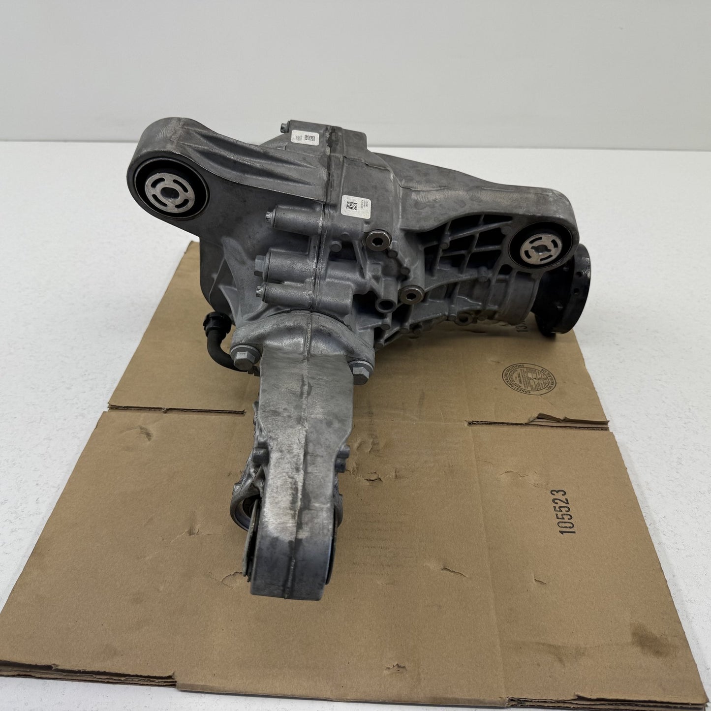 2018-2024 Dodge Durango SRT Front Differential Diff 3.70 Ratio 53011152AA OEM