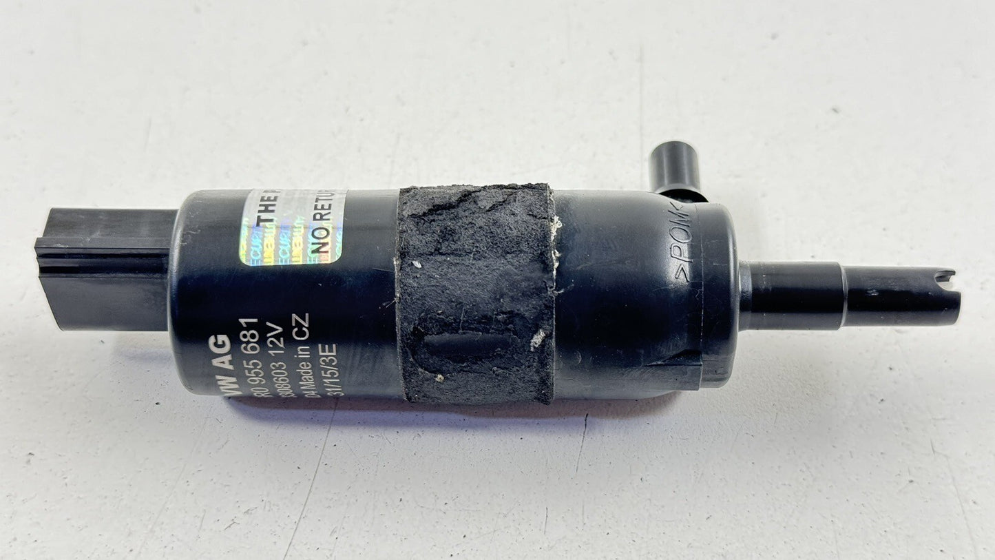 11-23 AUDI A8 S8 WASHER BOTTLE WATER PUMP MOTOR SENDING UNIT 6R0955681 OEM