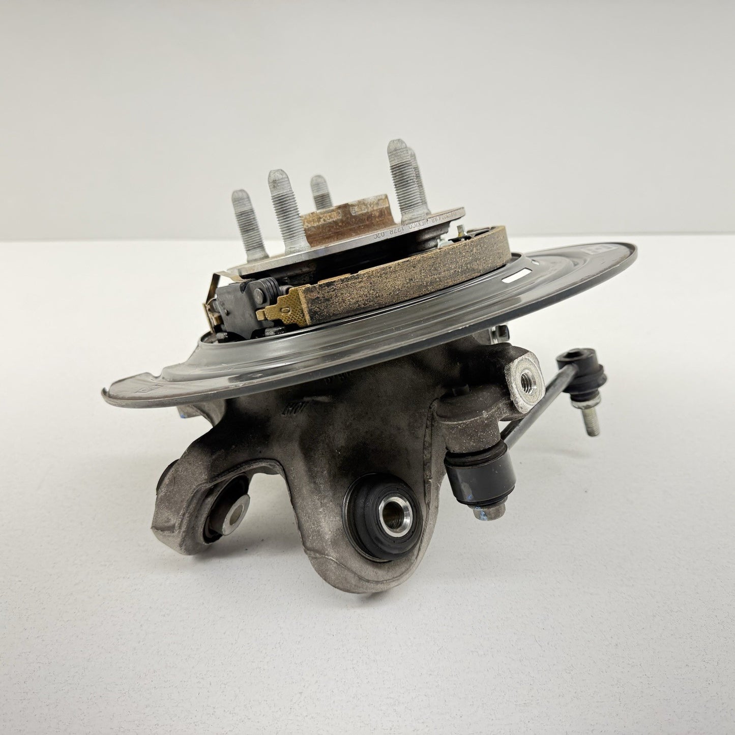 16-24 Chevrolet Camaro SS Driver Left Rear Spindle Knuckle Hub Bearing OEM