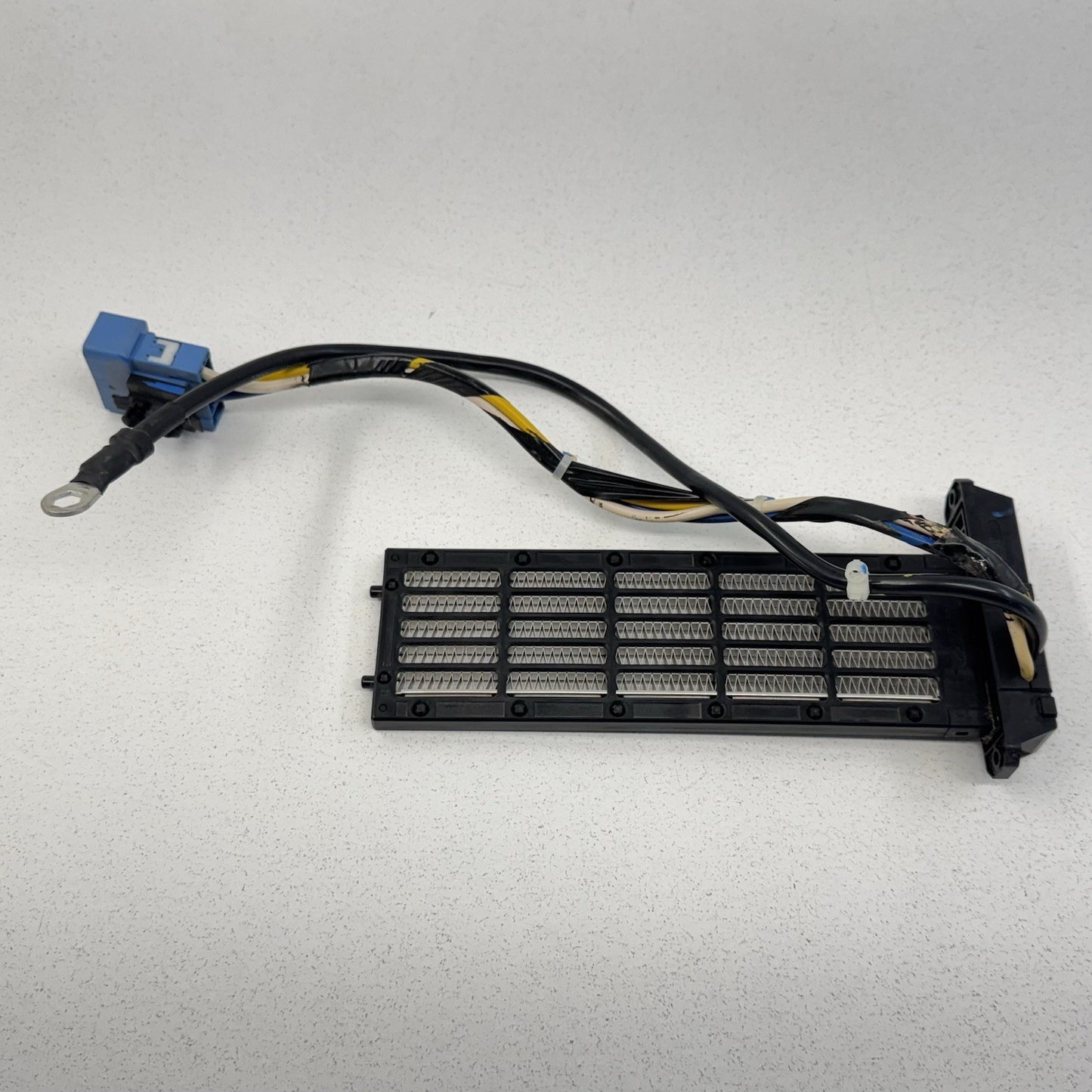 19-25 Ram 2500 3500 Auxiliary Air Temperature Heater Core Resistor OEM