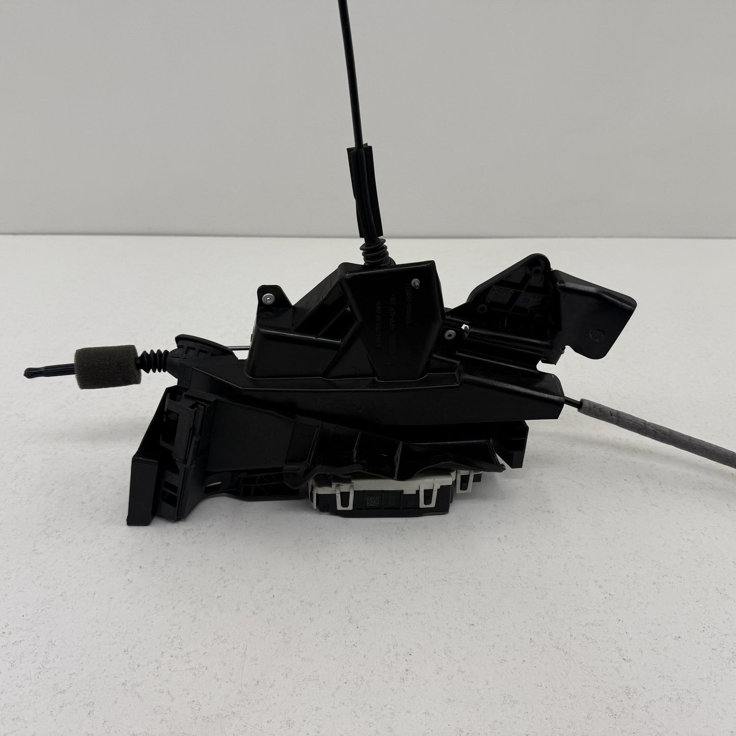 2008-2014 Mercedes C250 W204 Passenger Right Front Door Lock Latch Actuator OEM