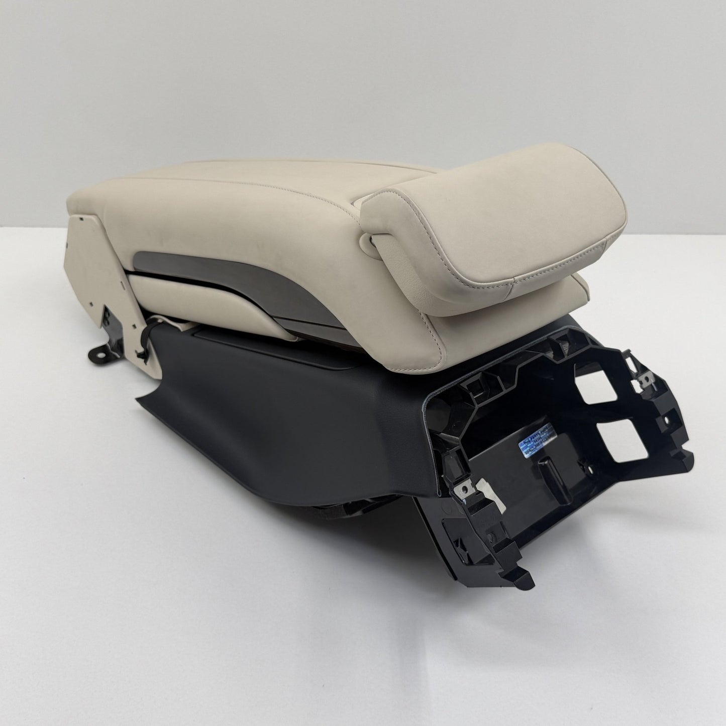 2014-2017 Mercedes S550 W222 Rear Upper Middle Seat Cup Holder Armrest Beige OEM