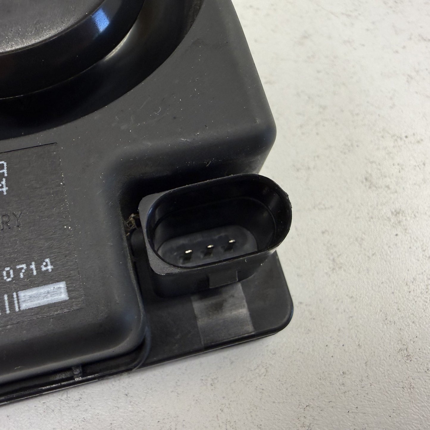 2014-2018 Bentley Flying Spur Anti Theft Alarm Siren Horn 1J0951605A OEM