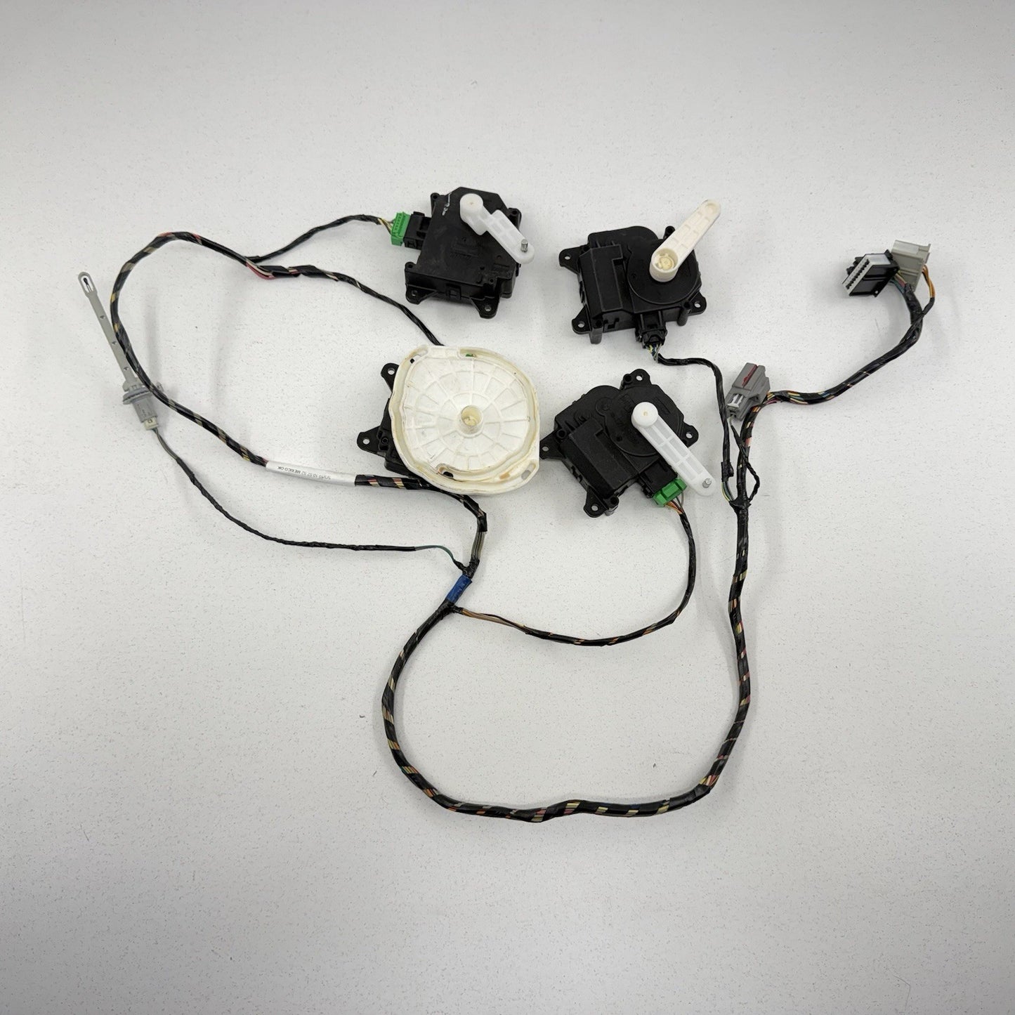 16-24 Chevrolet Camaro HVAC Box AC Flap Motor Air Mix Actuator Set OEM