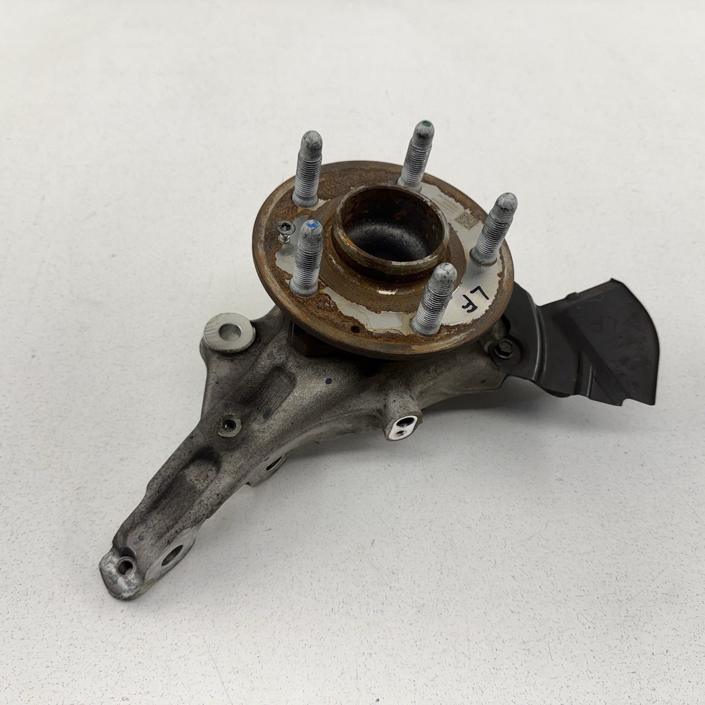 17-24 Chevrolet Camaro ZL1 Left Front Spindle Knuckle Hub Wheel Bearing OEM