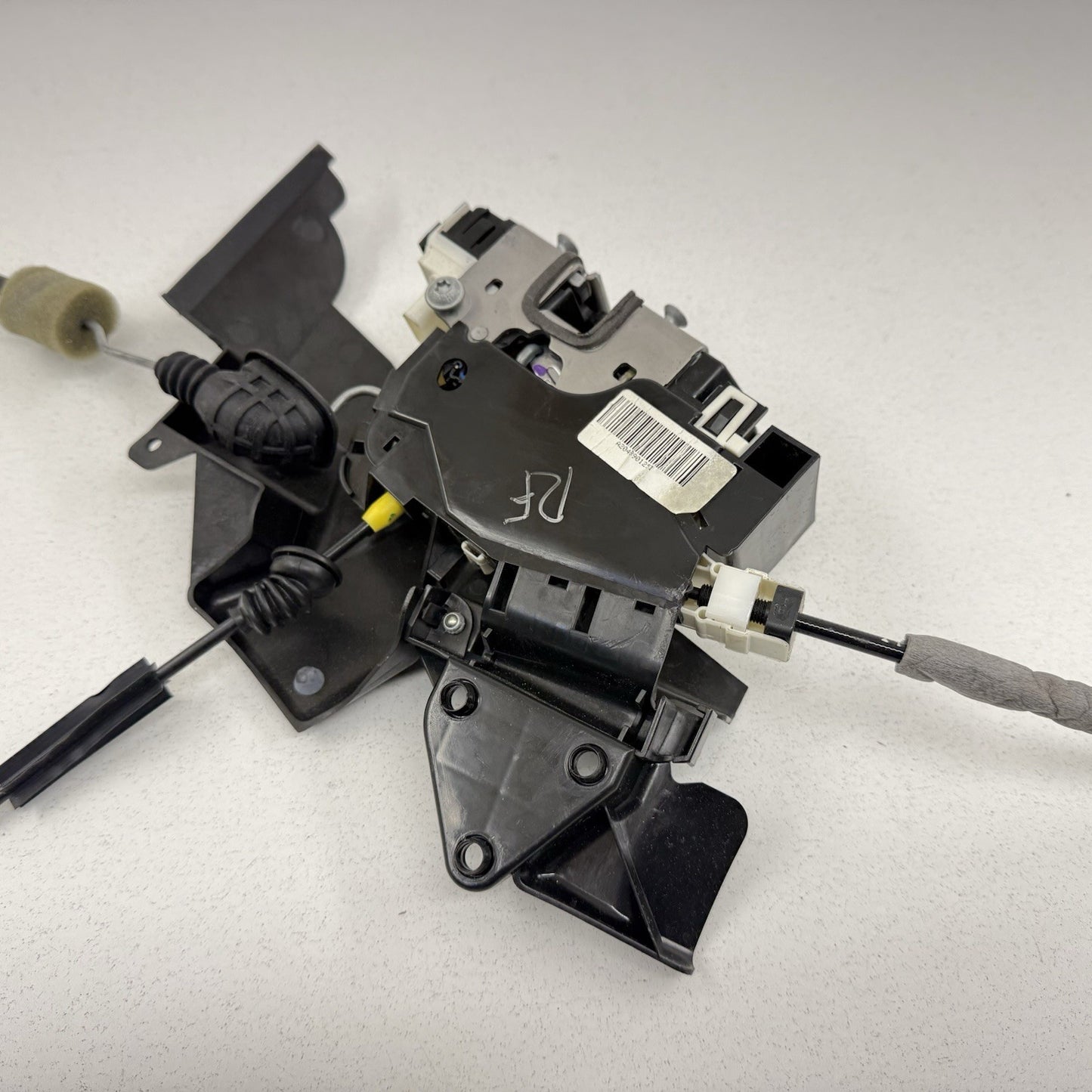 08-14 Mercedes W204 C250 Passenger Right Front Door Latch Lock Actuator OEM