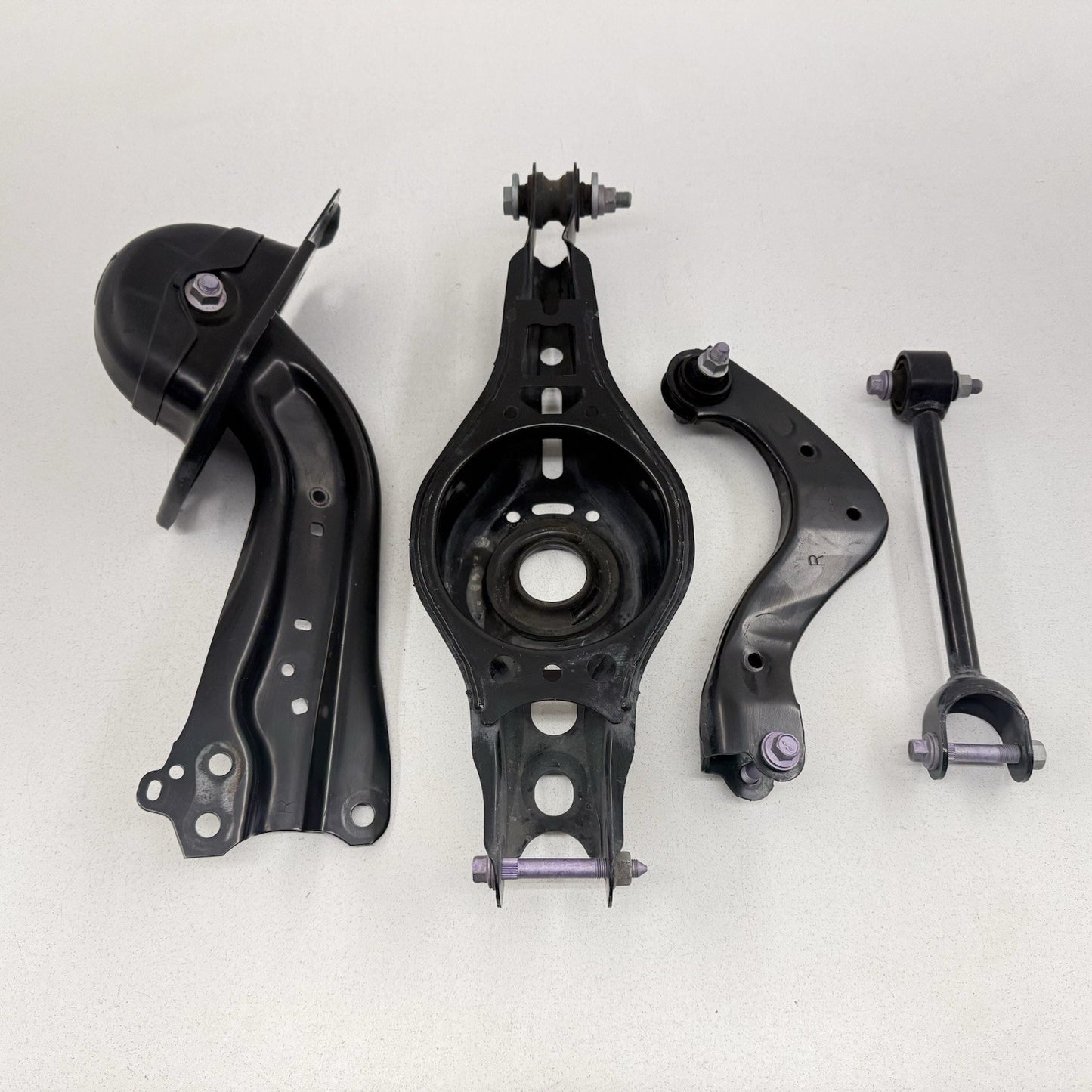 16-22 Toyota Prius / Prius Prime Passenger Right Rear Control Arm Set OEM