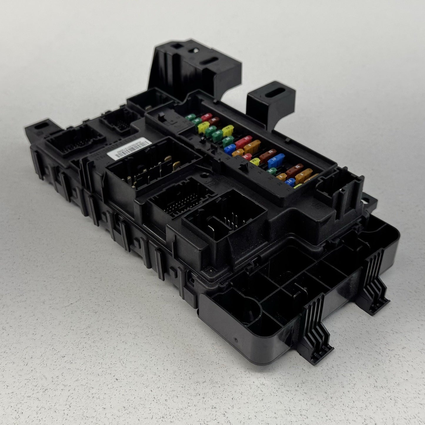 24-26 Ford Mustang GT Integrated Body Control Module Fuse Relay Junction Box OEM