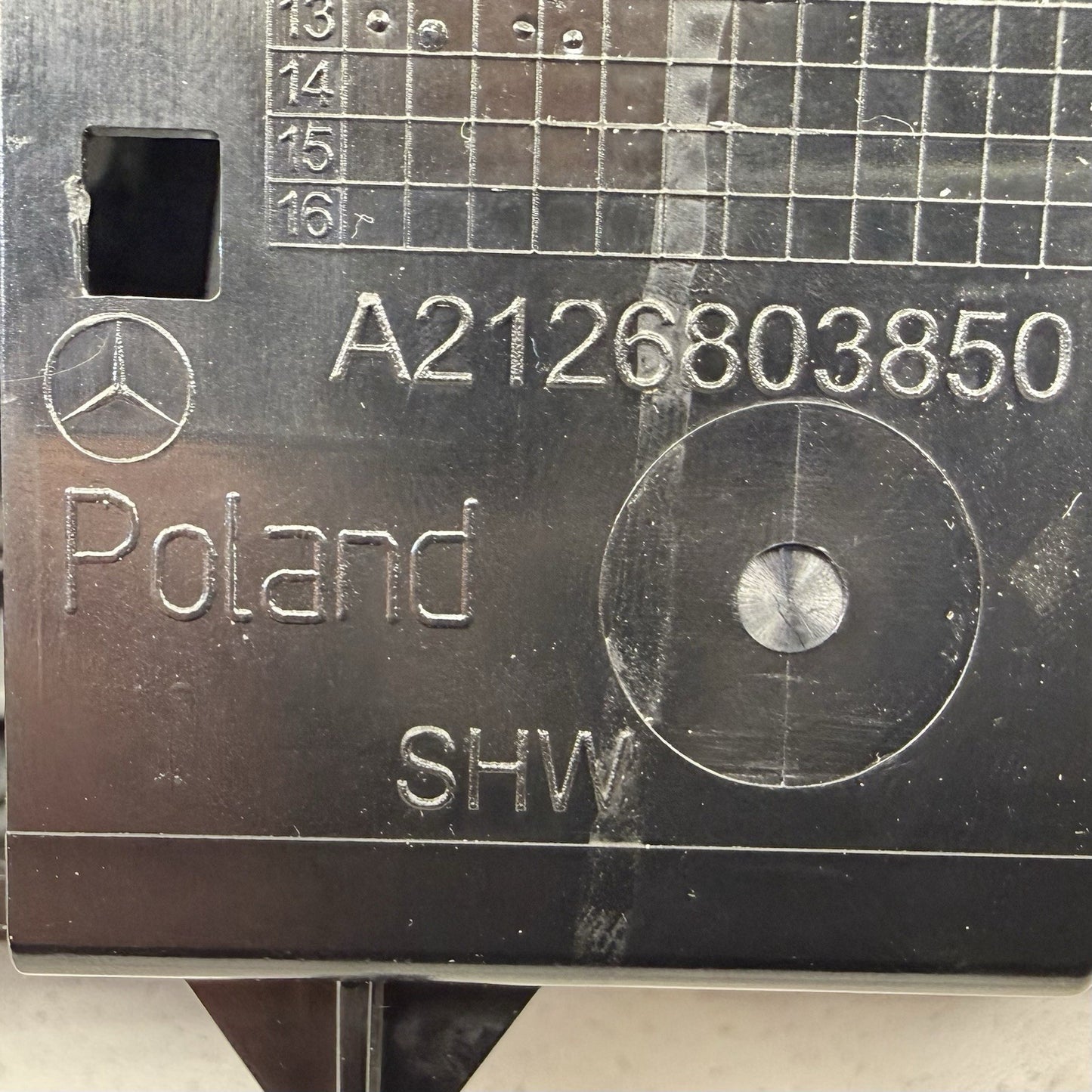10-16 Mercedes W212 E350 Rear Center Console Ash Tray Compartment Black OEM