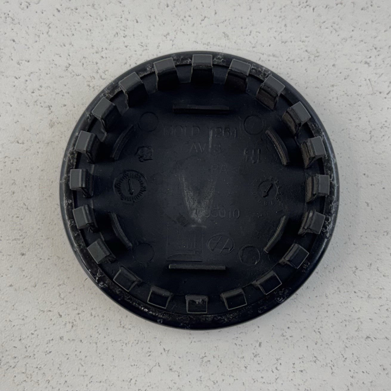 16-24 Chevrolet Camaro SS Wheel Center Cap Rim Hubcap Black OEM