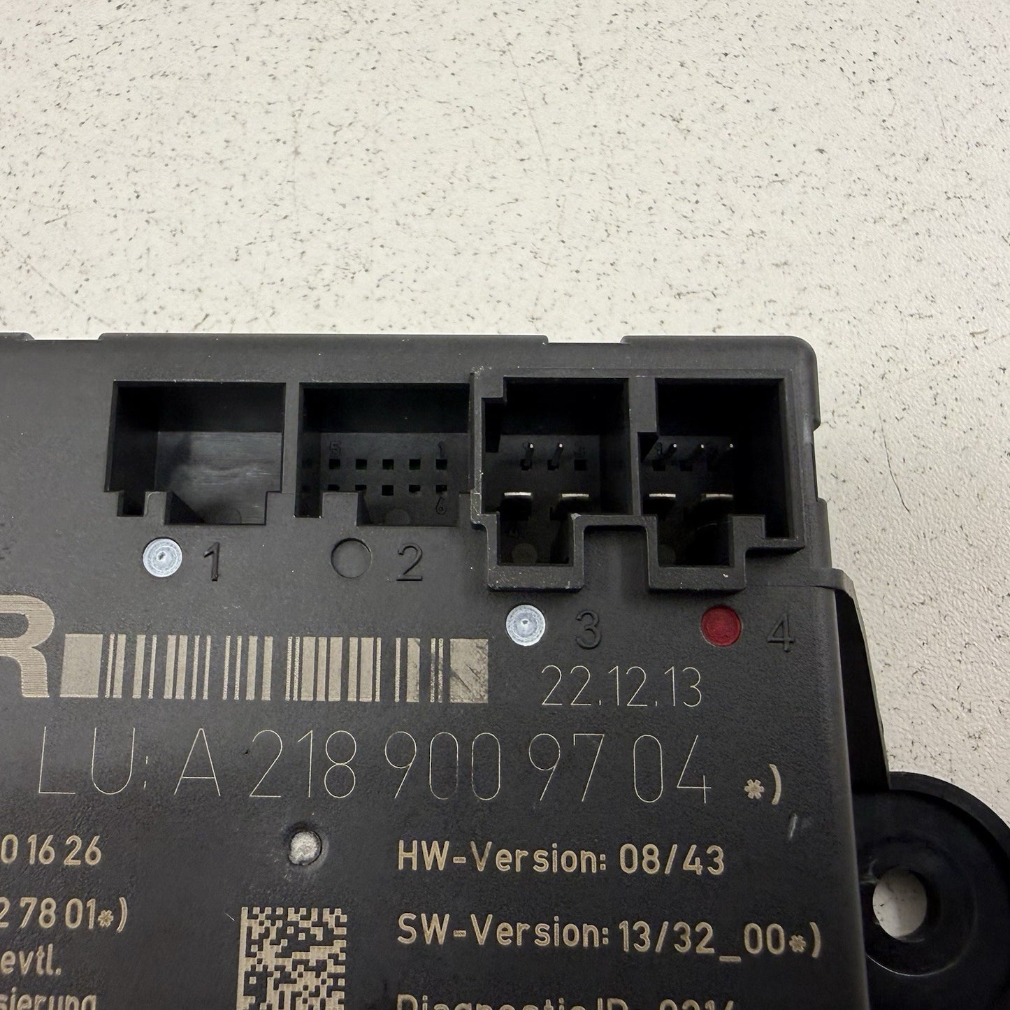 12-18 Mercedes W218 CLS550 Right Rear Door Control Module 2189009704 OEM