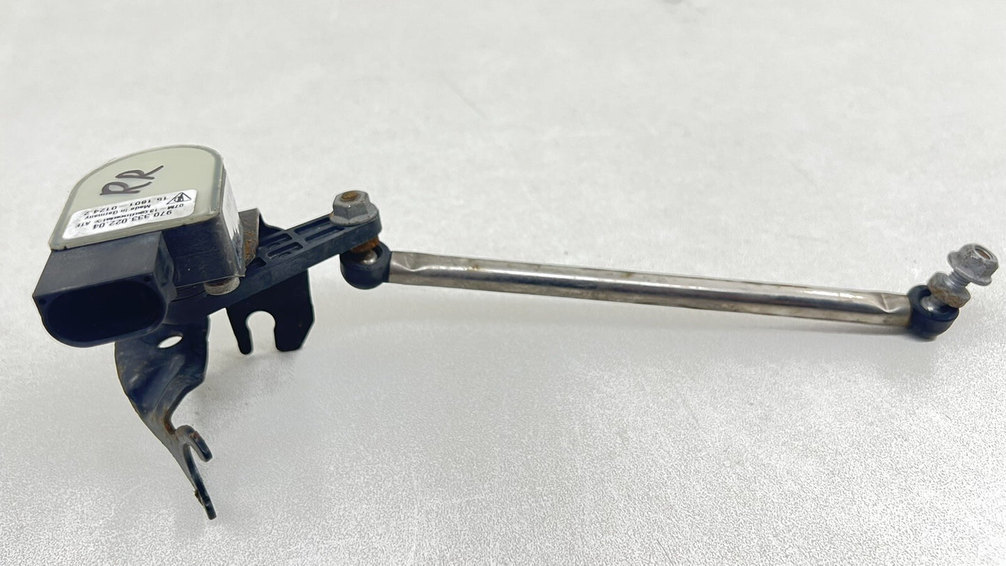 10-16 PORSCHE PANAMERA RIGHT REAR HEADLIGHT HEIGHT SUSPENSION LEVEL SENSOR OEM