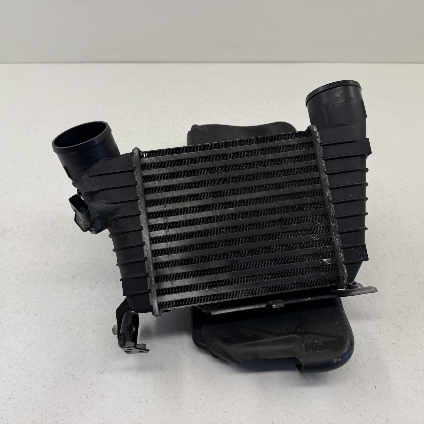 2014-2018 Bentley Flying Spur Left Front Turbo Intercooler Radiator W/ Duct OEM