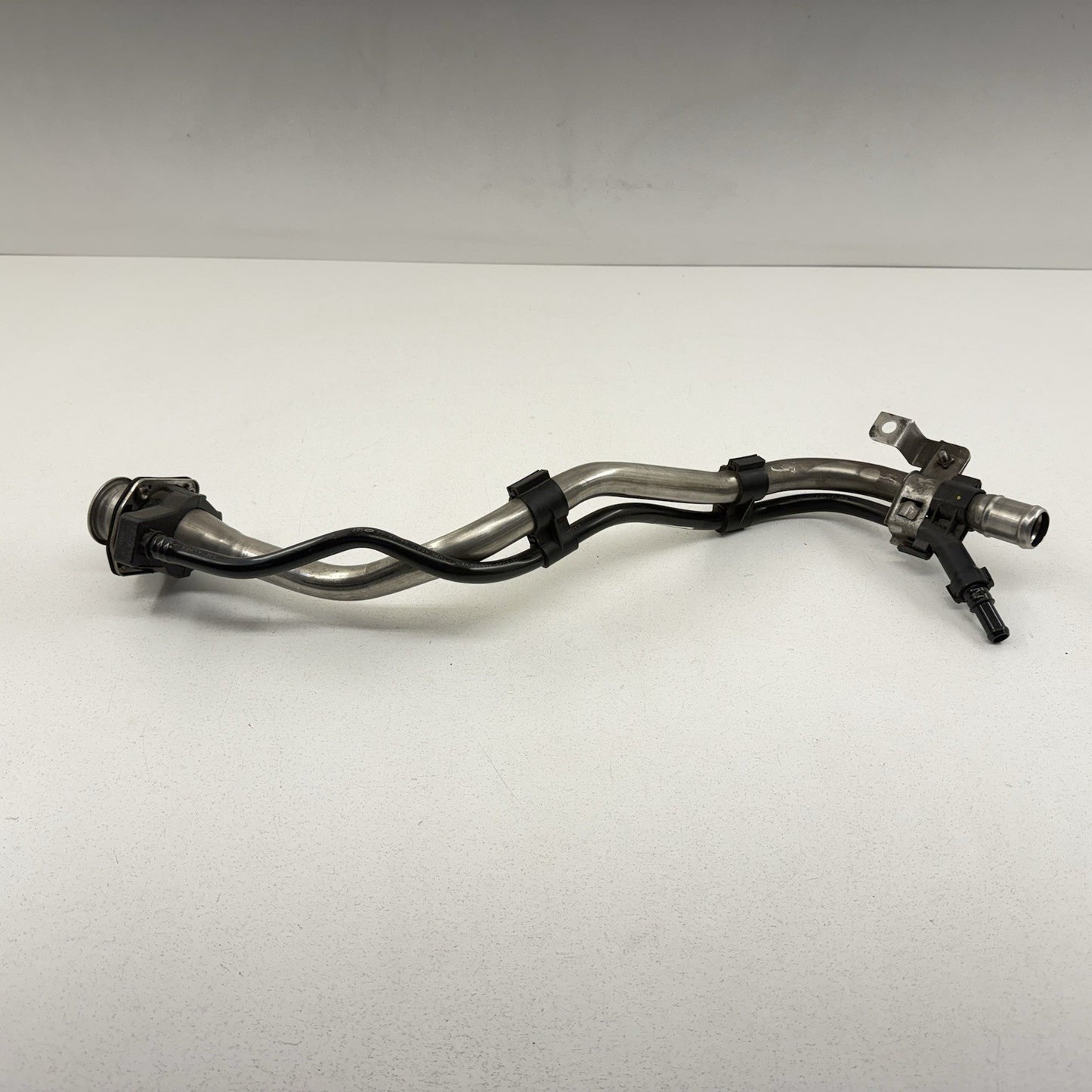 22-26 Hyundai Elantra N Gas Tank Fuel Filler Neck Tube Pipe Hose 31030-AA500 OEM