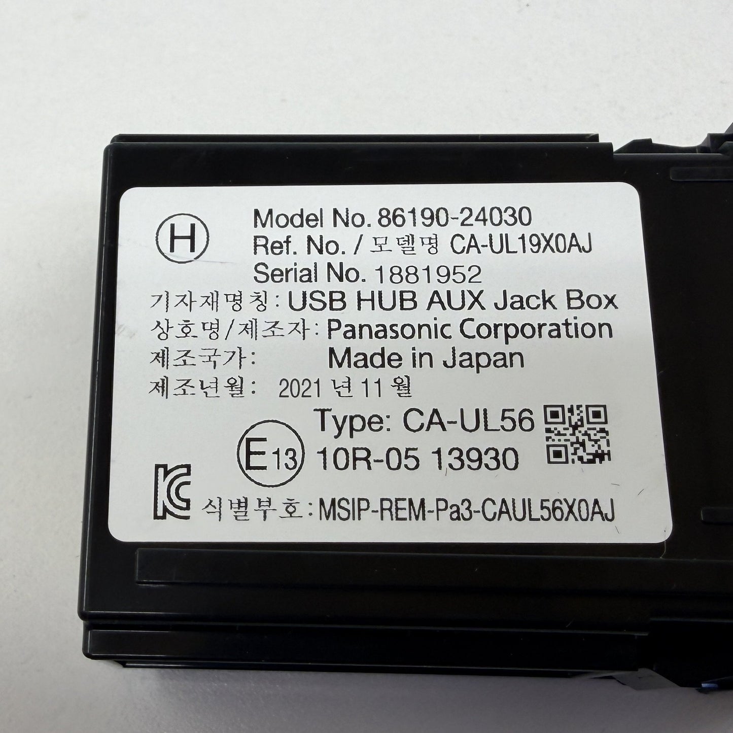 2021-2026 Lexus IS300 IS350 IS500 Media Hub Dual USB Port AUX Auxiliary Jack OEM