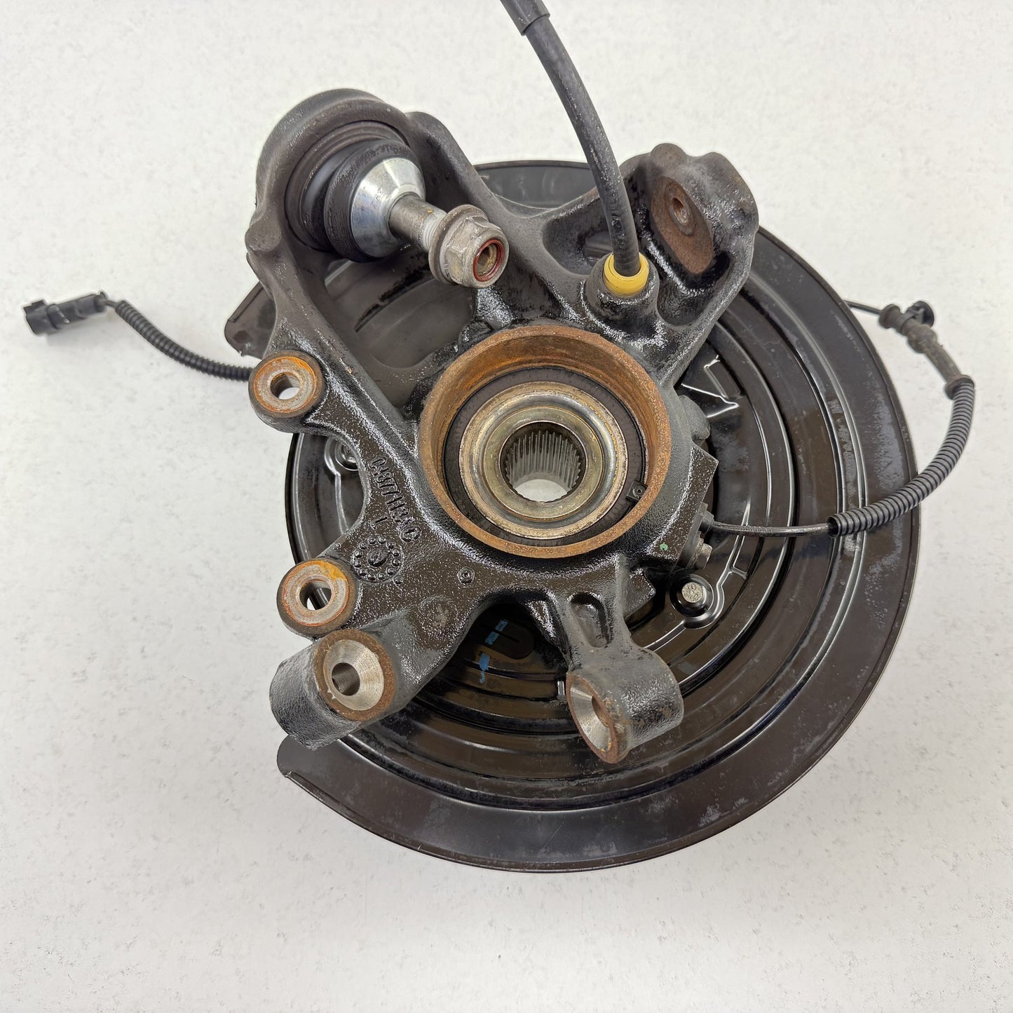 2021-2026 Dodge Durango SRT Left Rear Spindle Knuckle Hub Wheel Bearing OEM