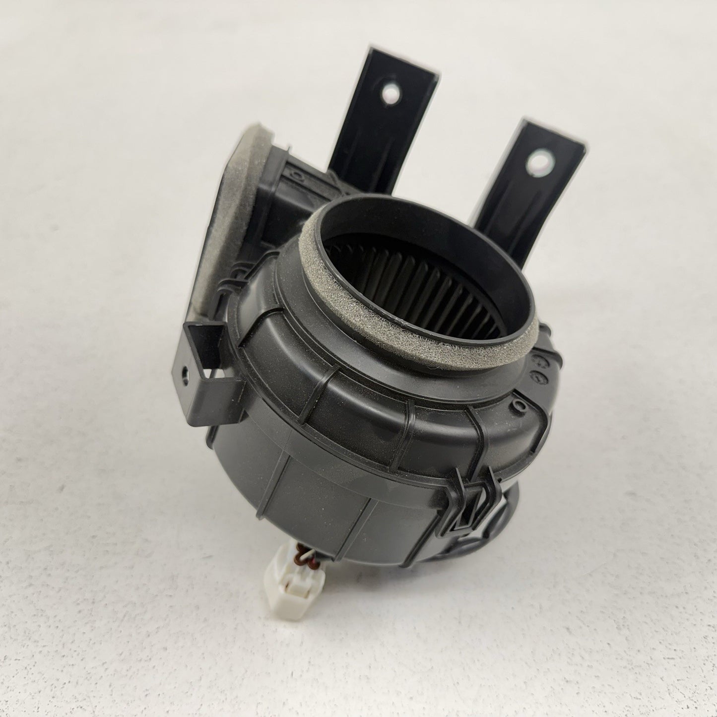 17-22 Toyota Prius Prime Hybrid Battery Right Cooling Blower Motor Assembly OEM