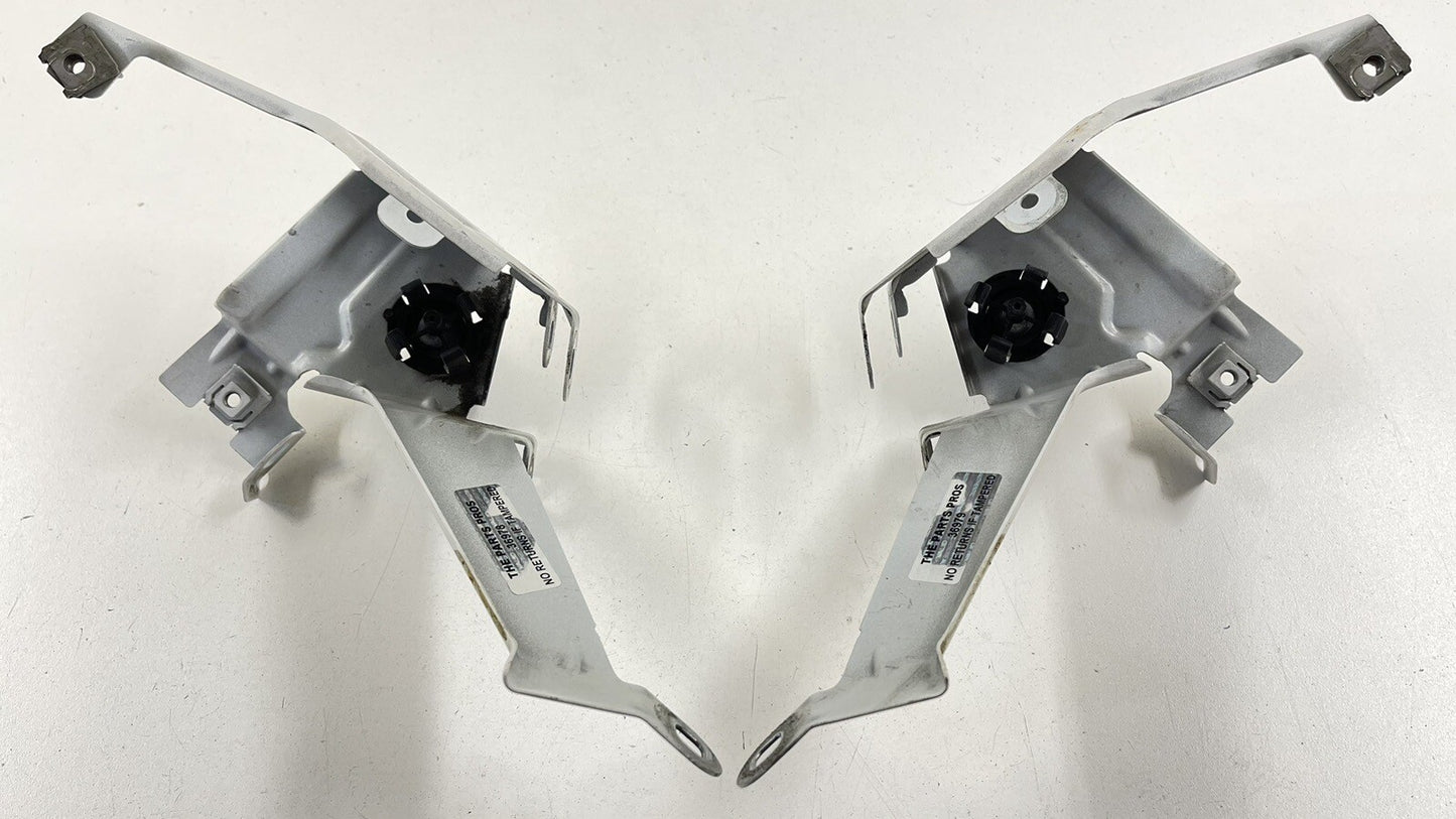 12-19 BMW M6 LEFT & RIGHT FRONT FENDER BRACKET SUPPORT MOUNT PAIR OEM