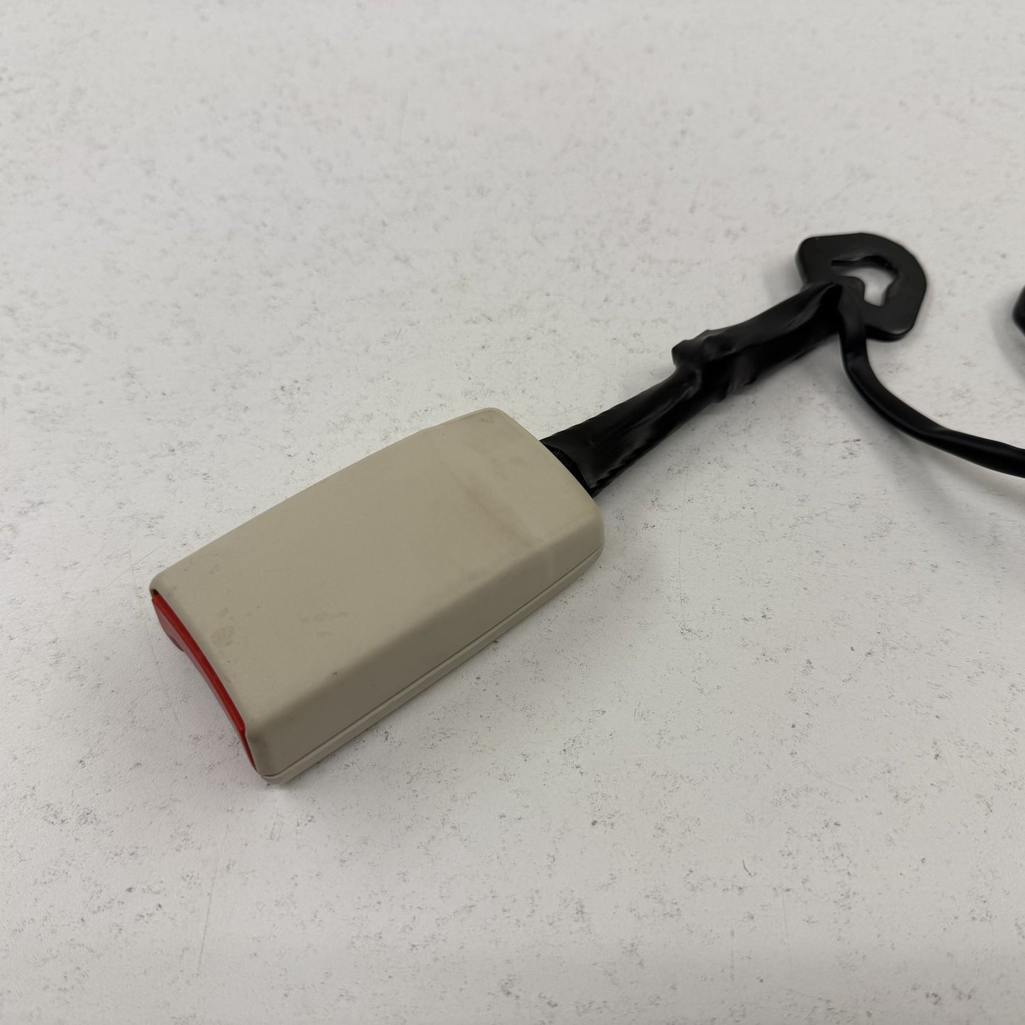 2014-2018 Bentley Flying Spur Passenger Right Front Seat Belt Buckle OEM