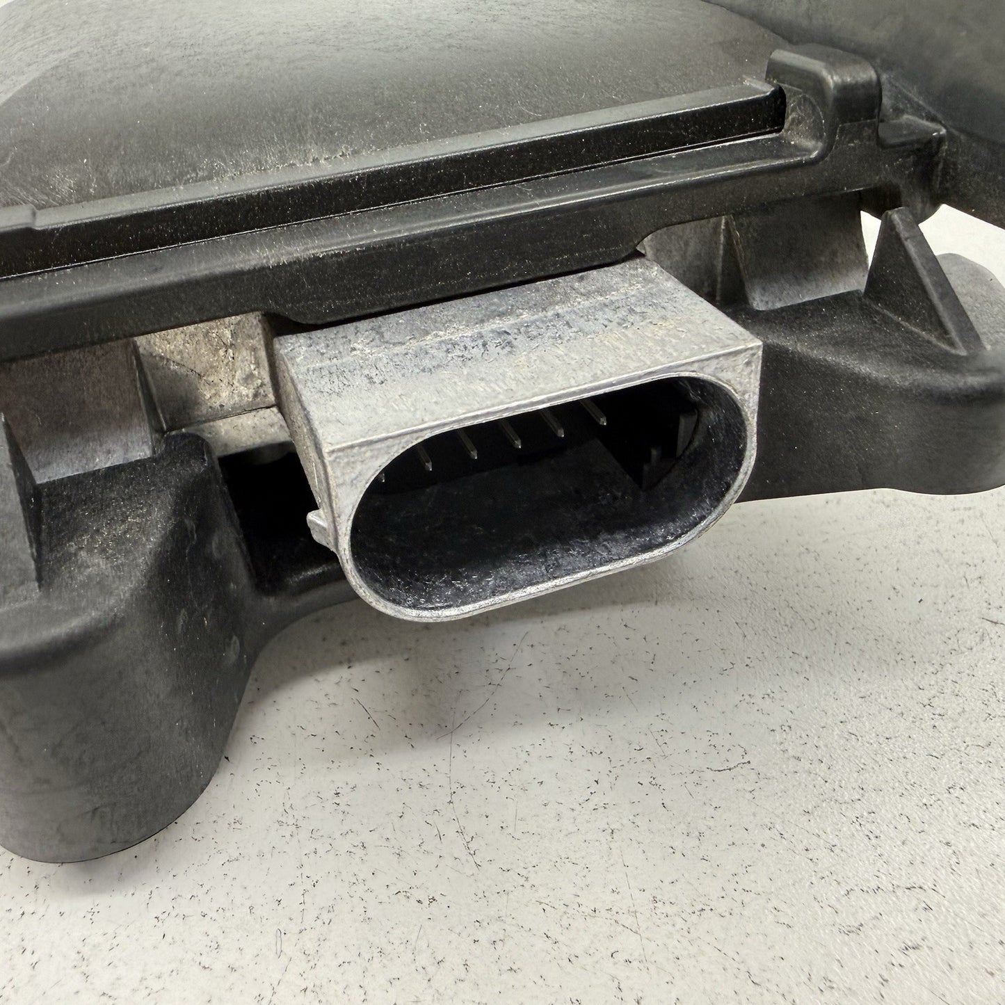 15-18 BMW F80 M3 Left Rear Blind Spot Sensor Lane Change Warning 6869516 OEM