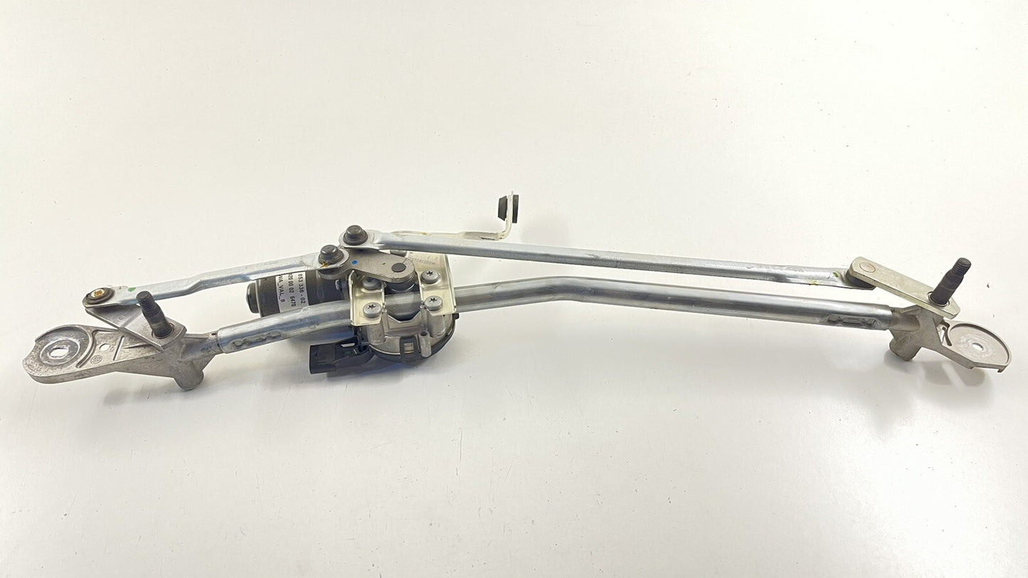 20-23 TOYOTA SUPRA WINDSHIELD WIPER MOTOR W/ LINKAGE ARM ASSEMBLY 9853336 OEM