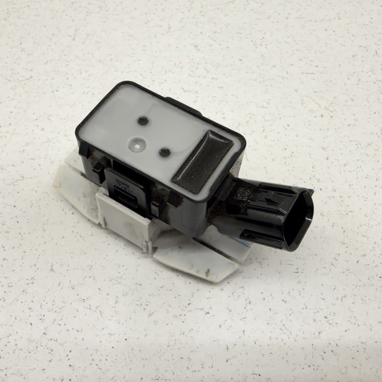 21-26 Lexus IS300 IS350 IS500 Rear Bumper Park Parking Sensor 89341-33220 OEM