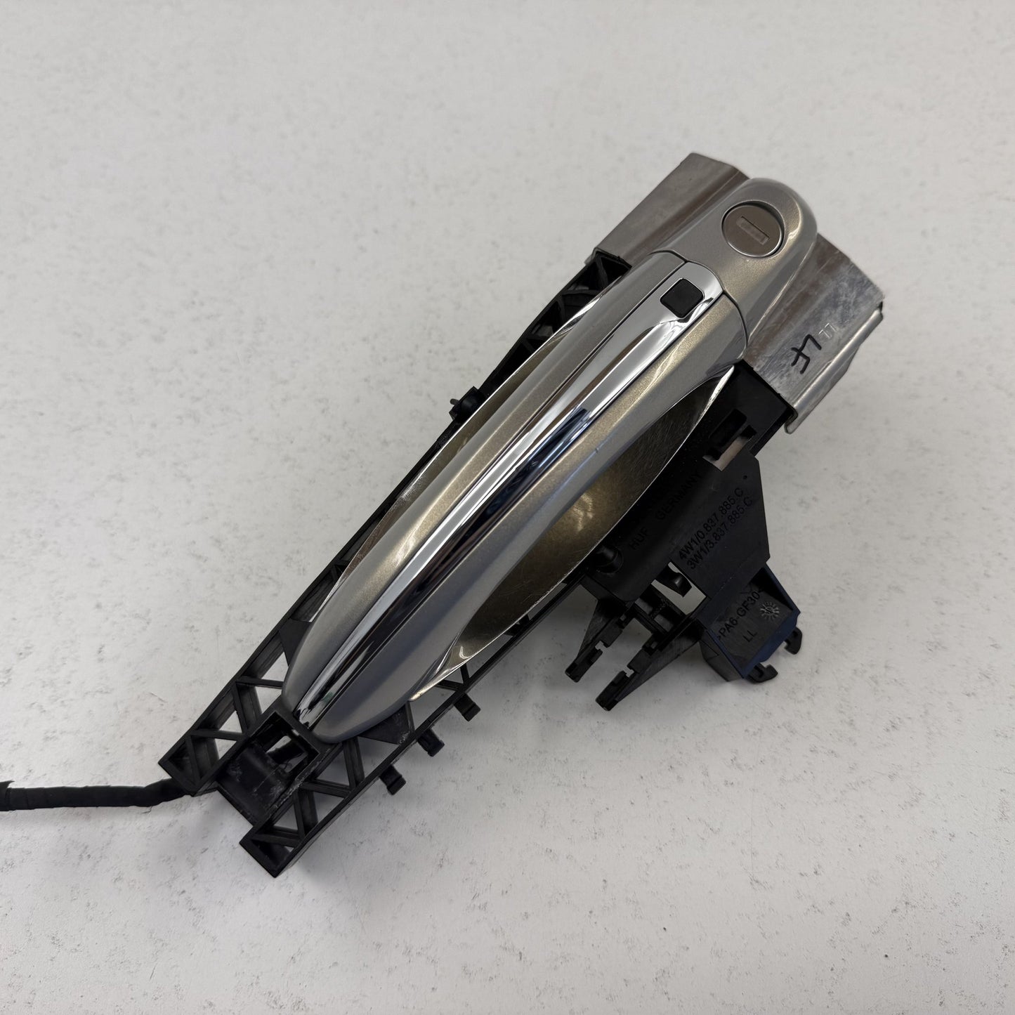 2014-2018 Bentley Flying Spur Driver Left Front Exterior Door Handle Silver OEM