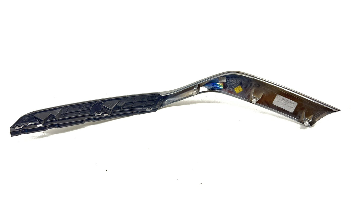 18-20 HONDA ODYSSEY RIGHT FRONT BUMPER SIDE BEZEL MOLDING COVER TRIM OEM