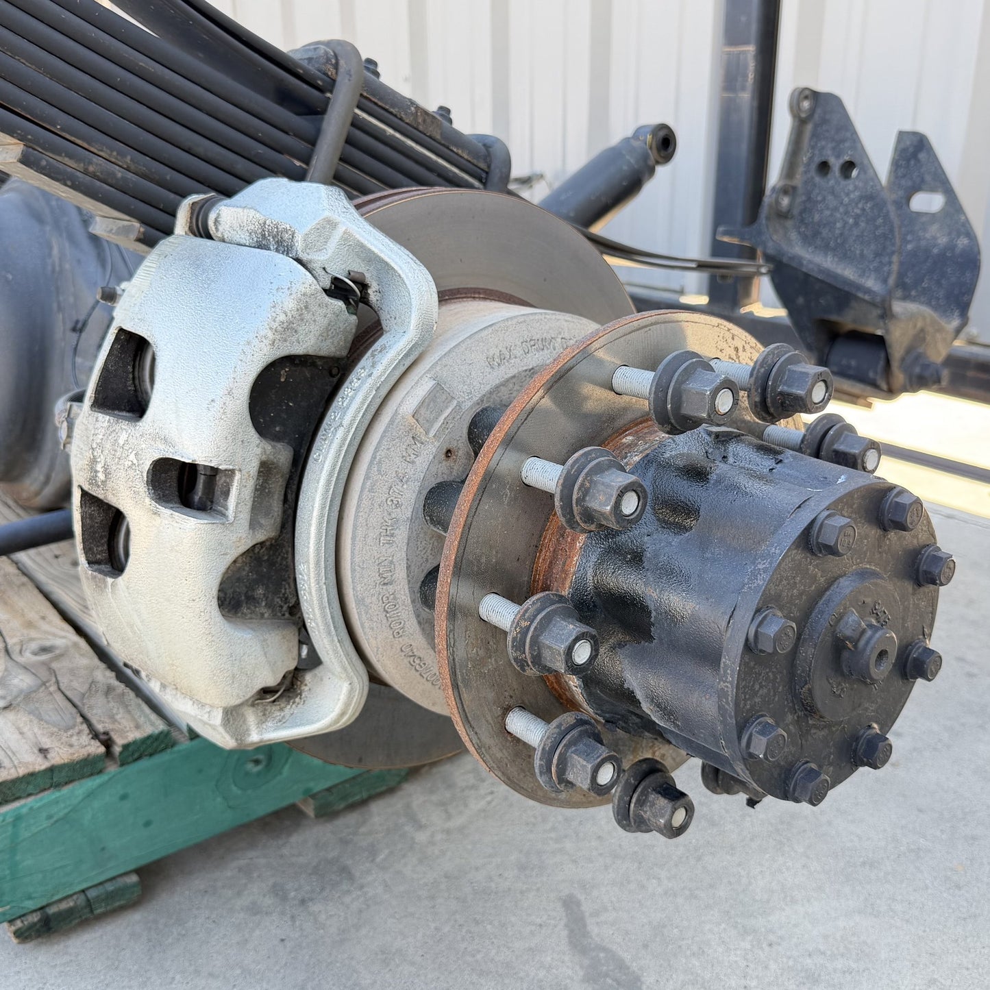 2019-2024 Ram 4500 5500 DRW 4x4 Rear Axle Assembly 4.44 Ratio 68509636AA 10K OEM