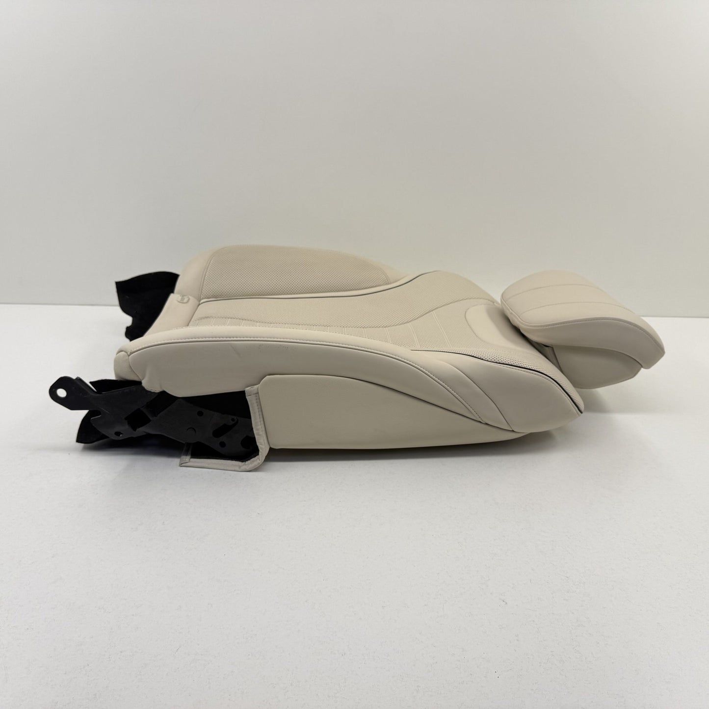 2014-2017 Mercedes-Benz S550 W222 Right Rear Power Seat Upper Cushion Beige OEM
