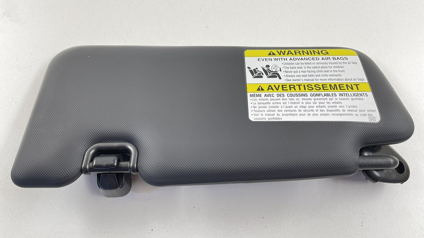 22-23 SUBARU WRX PASSENGER RIGHT FRONT SUNVISOR SUN VISOR SHADE BLACK OEM