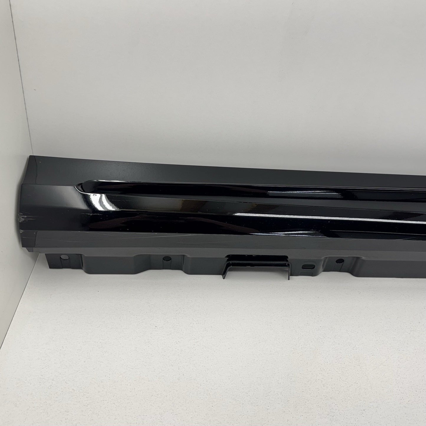 14-20 Mercedes W222 S550 AMG Sport Right Side Skirt Rocker Panel Cover Trim OEM