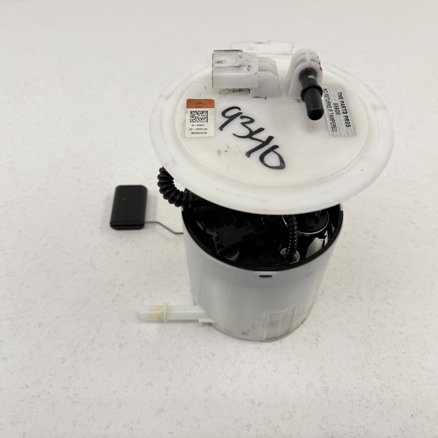 2018-2024 Dodge Durango SRT 392 6.4L Gas Tank Fuel Pump Sending Unit Pair OEM