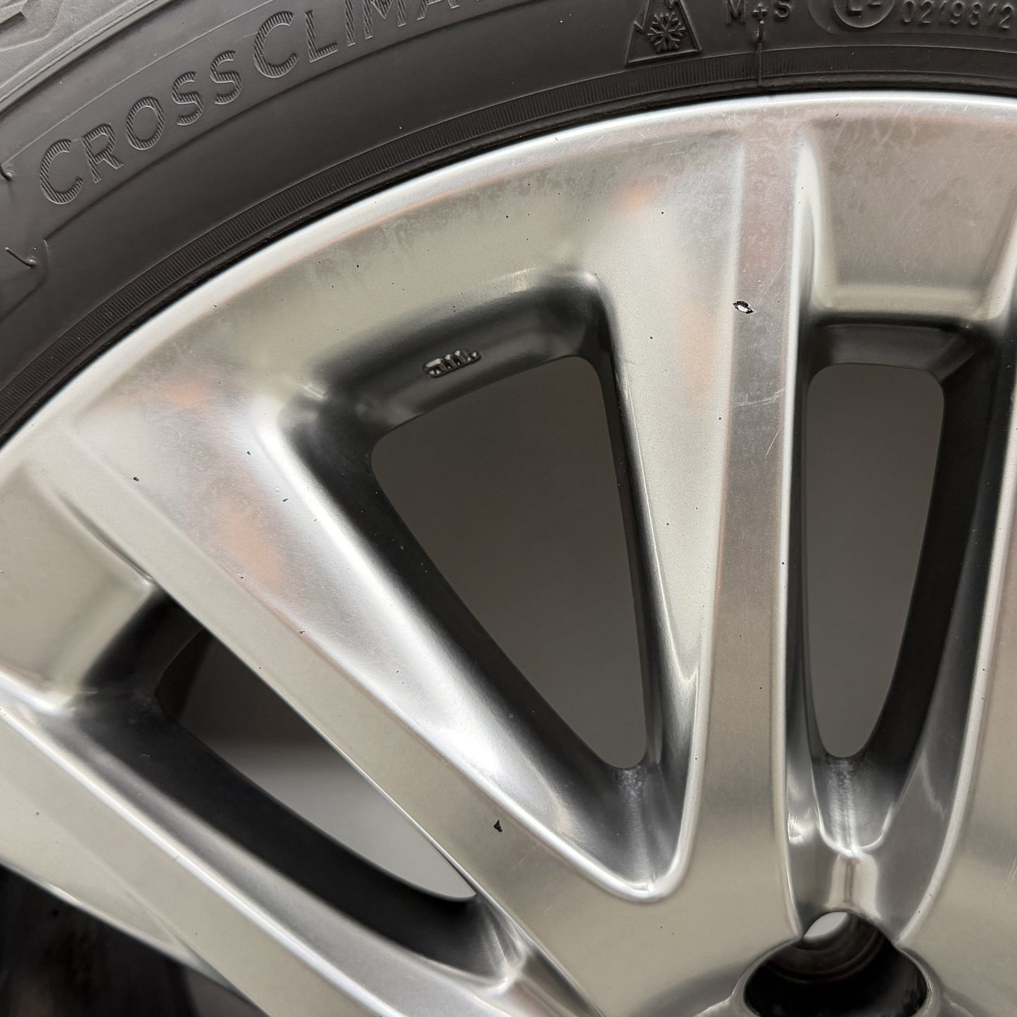 2013-2017 Lexus LS460 19" 19x8 Wheels Set Rims & Tires 7 Twin Spoke Factory OEM