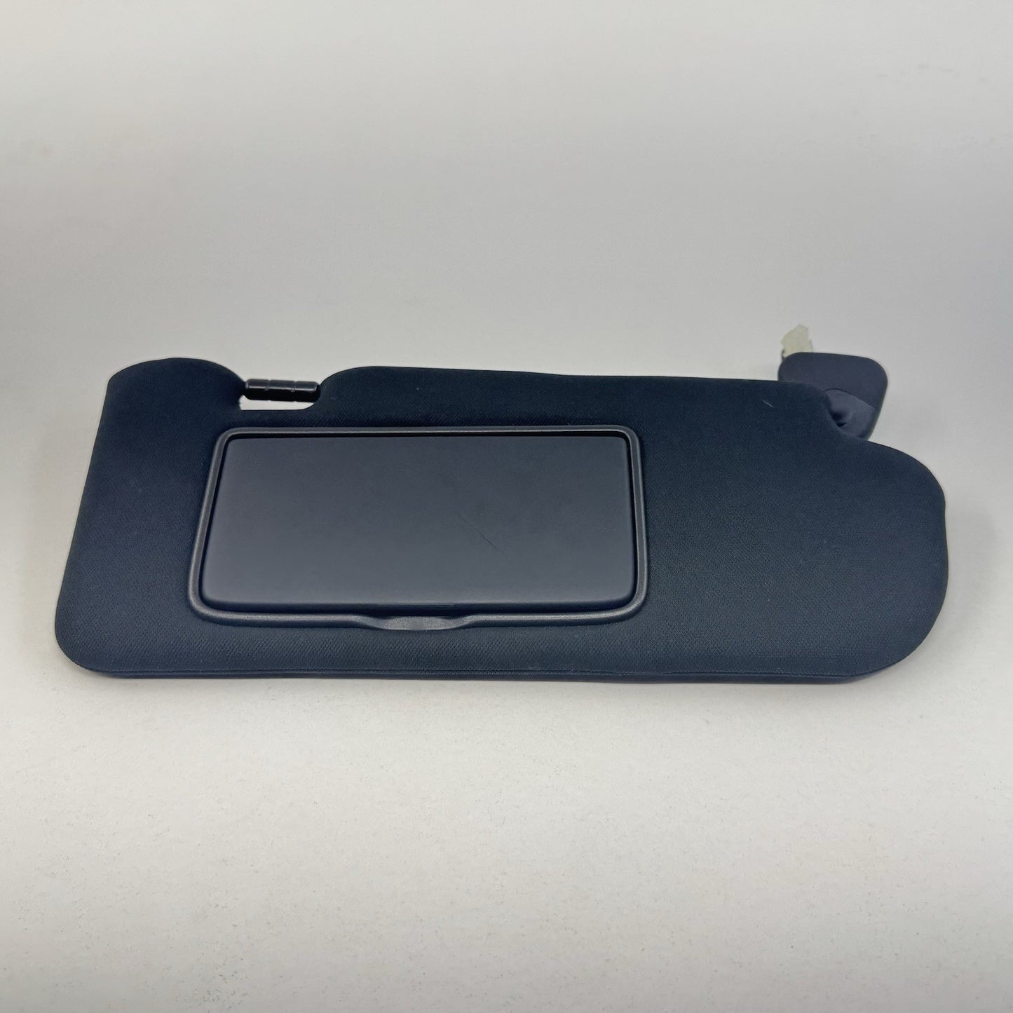 17-22 Infiniti Q60 Passenger Right Front Sunvisor Sun Visor Shade Black OEM