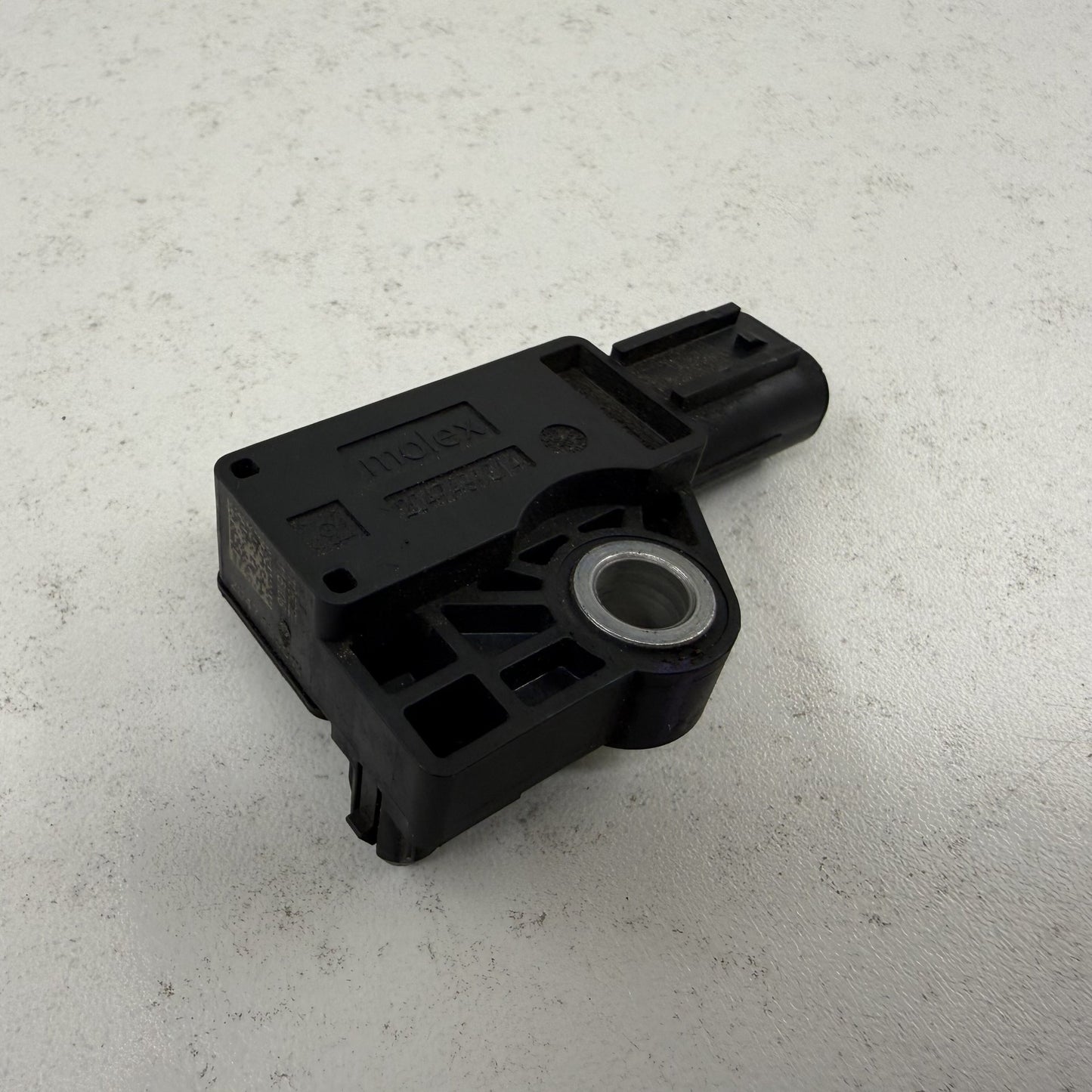2022-2024 Rivian R1S R1T Acceleration Vibration Sensor 2047491007 OEM