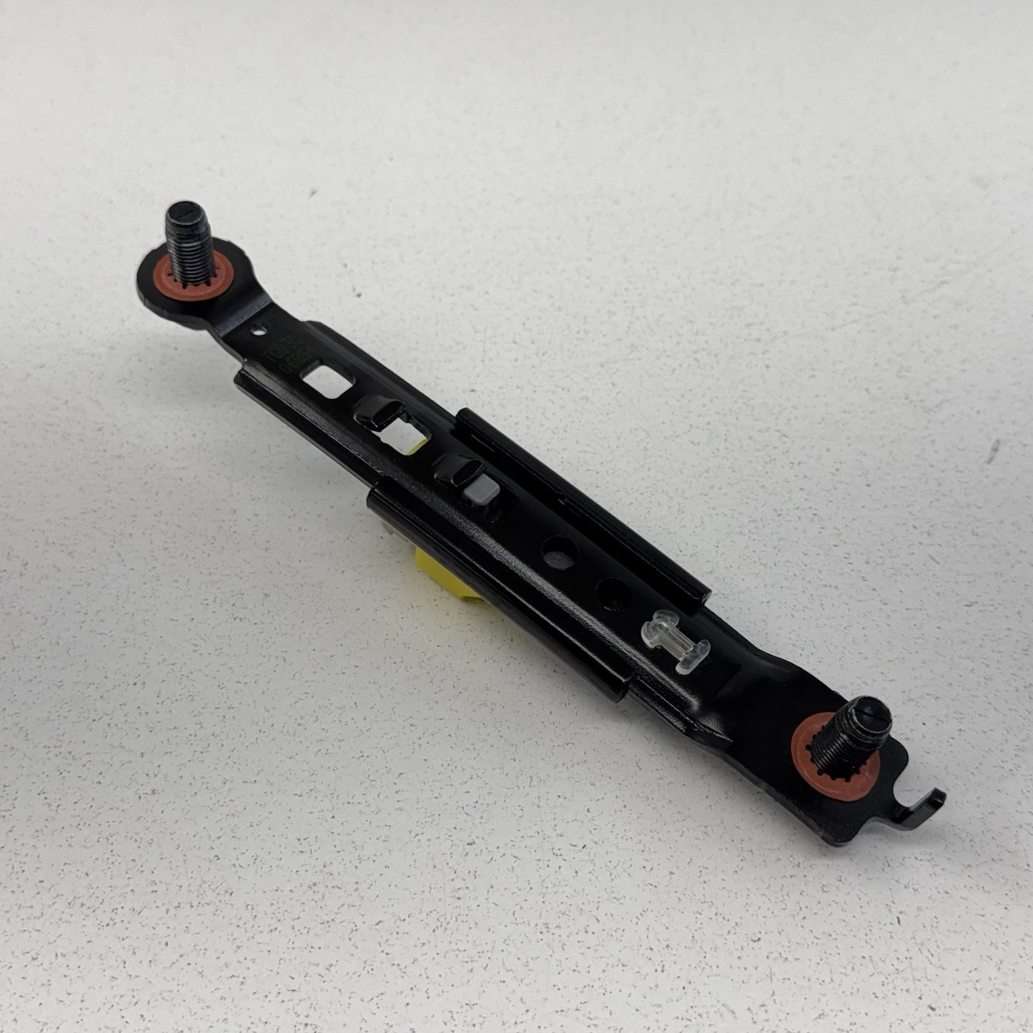 21-26 Hyundai Elantra Front Seatbelt Seat Belt Height Adjuster Left Or Right OEM