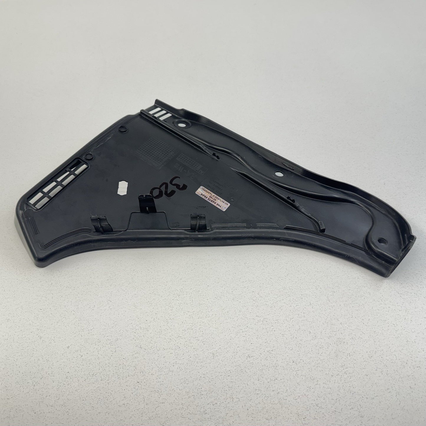 BMW F06 F10 F12 F13 Left & Right Engine Bay Windshield Cowl Cover Trim Pair OEM