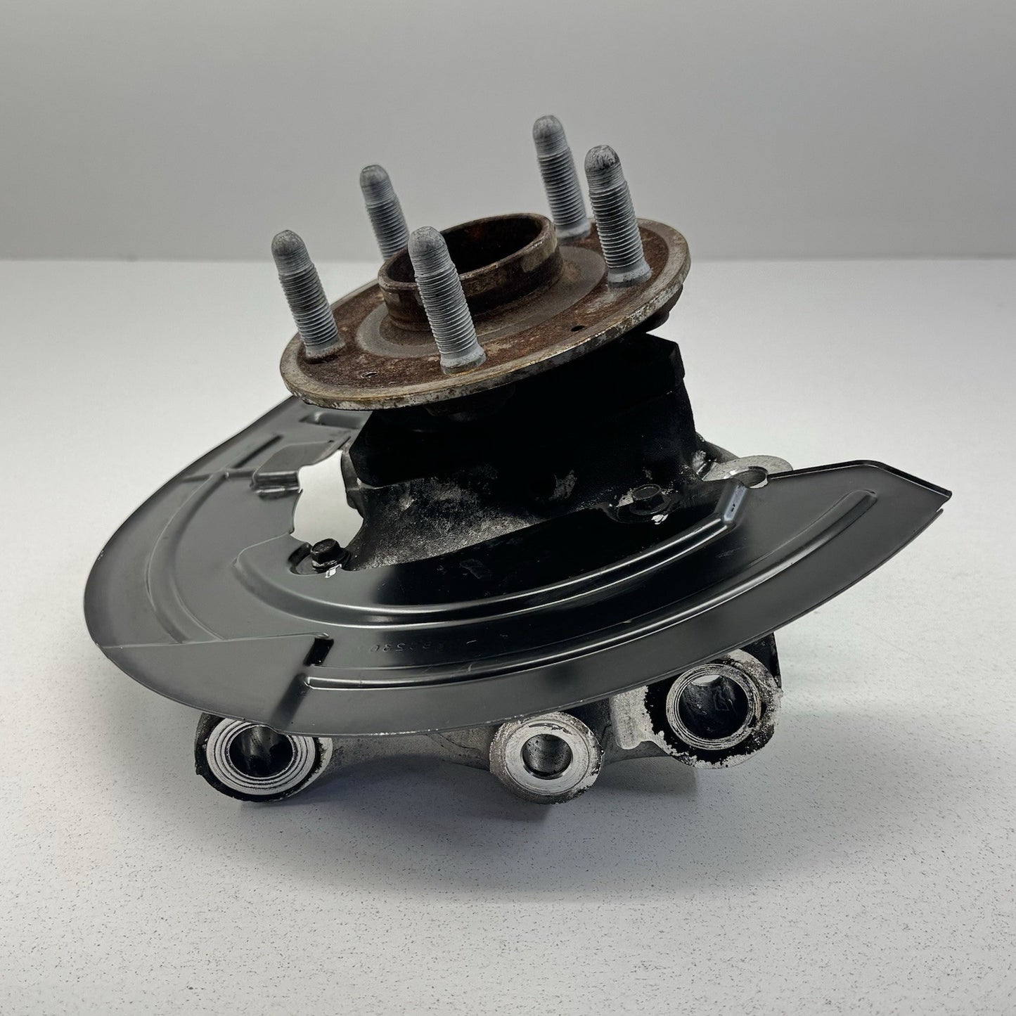 16-24 Chevrolet Camaro Driver Left Front Spindle Knuckle Hub Wheel Bearing OEM