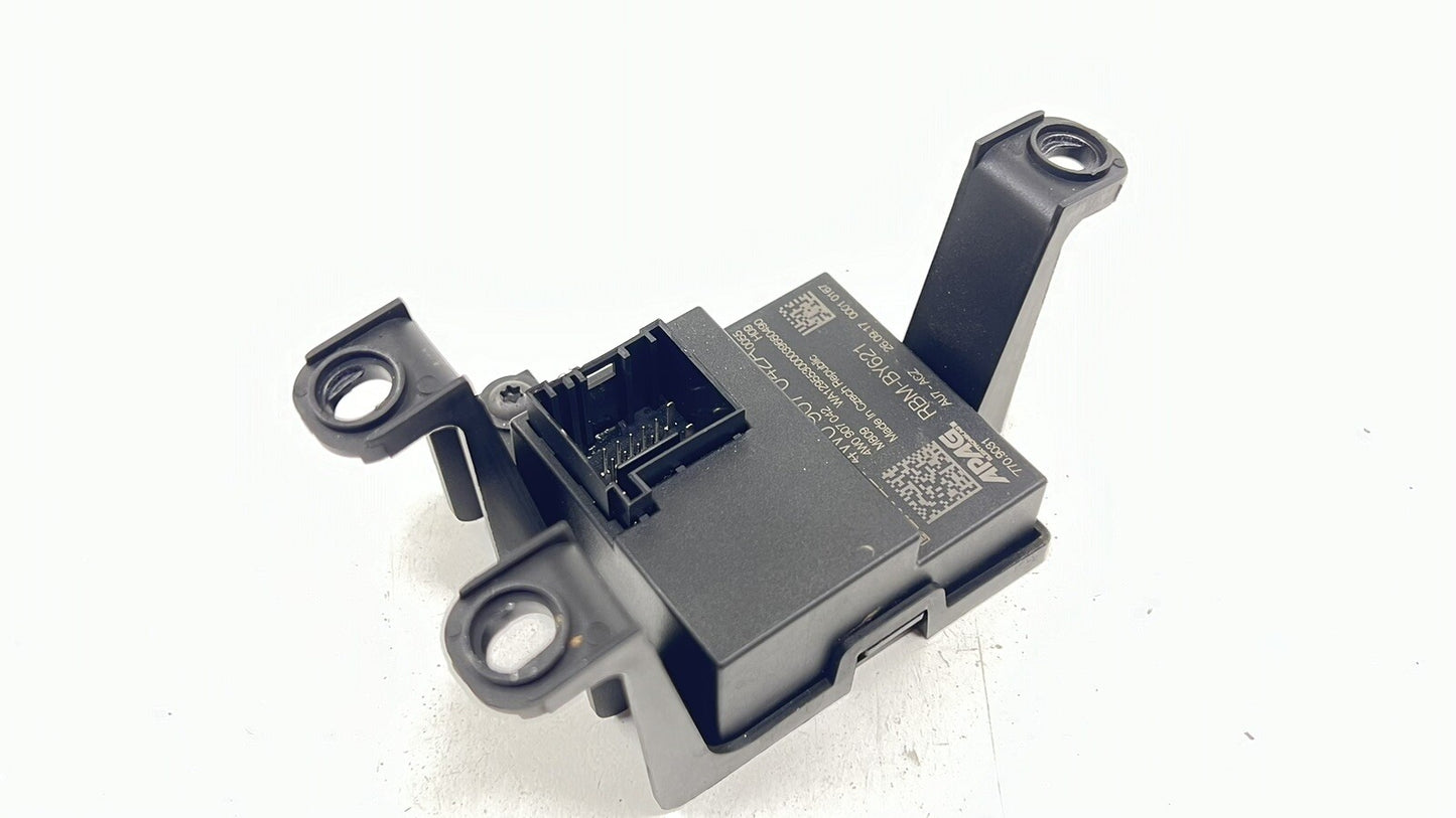 13-18 BENTLEY FLYING SPUR HEATER CONTROL MODULE 4W0 907 042A OEM
