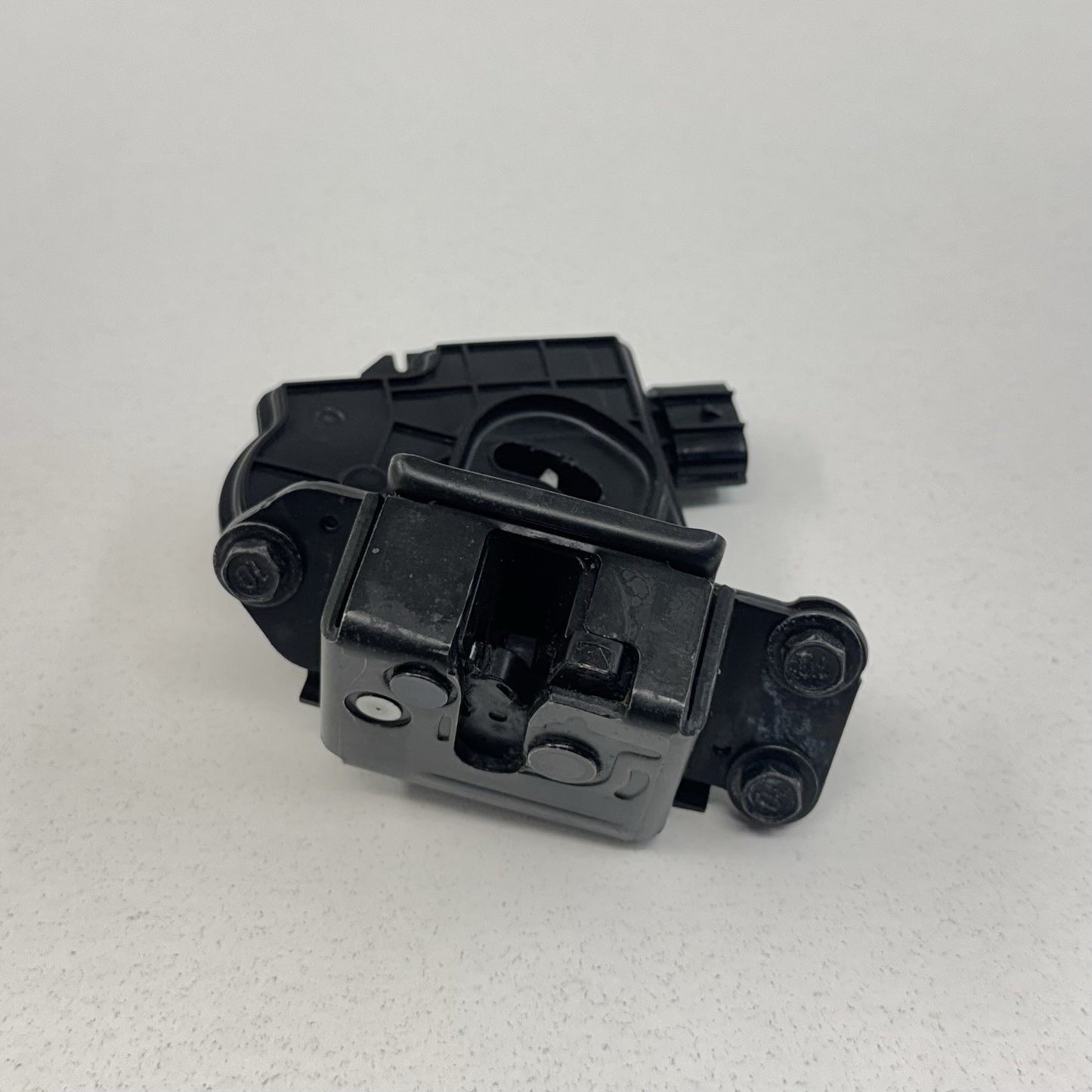 12-17 Toyota Prius V Rear Trunk Latch Lock Actuator Mechanism Assembly OEM