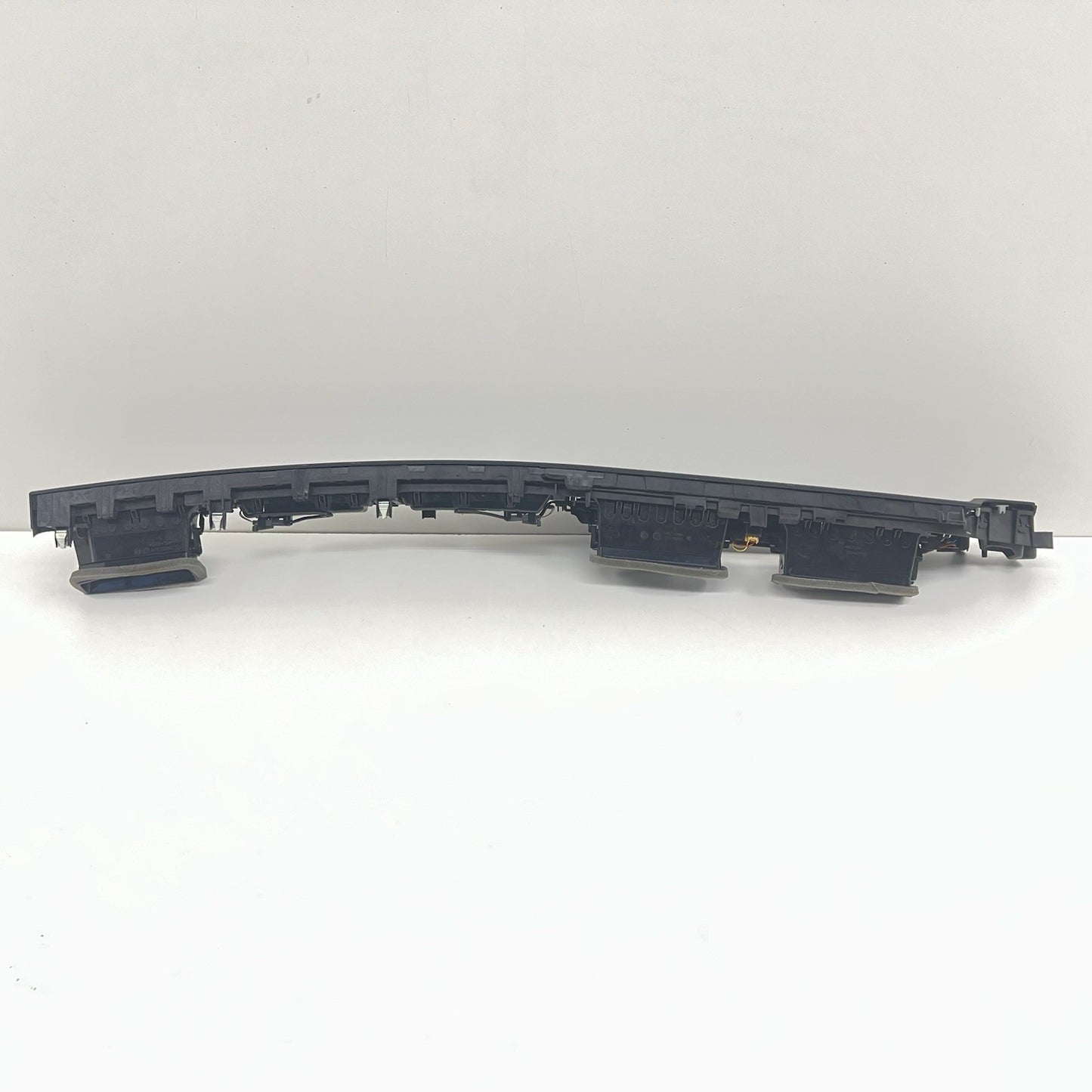 18-24 AUDI A4 S4 A5 S5 RS5 CENTER DASHBOARD DASH AIR VENT WITH HAZARD SWITCH OEM