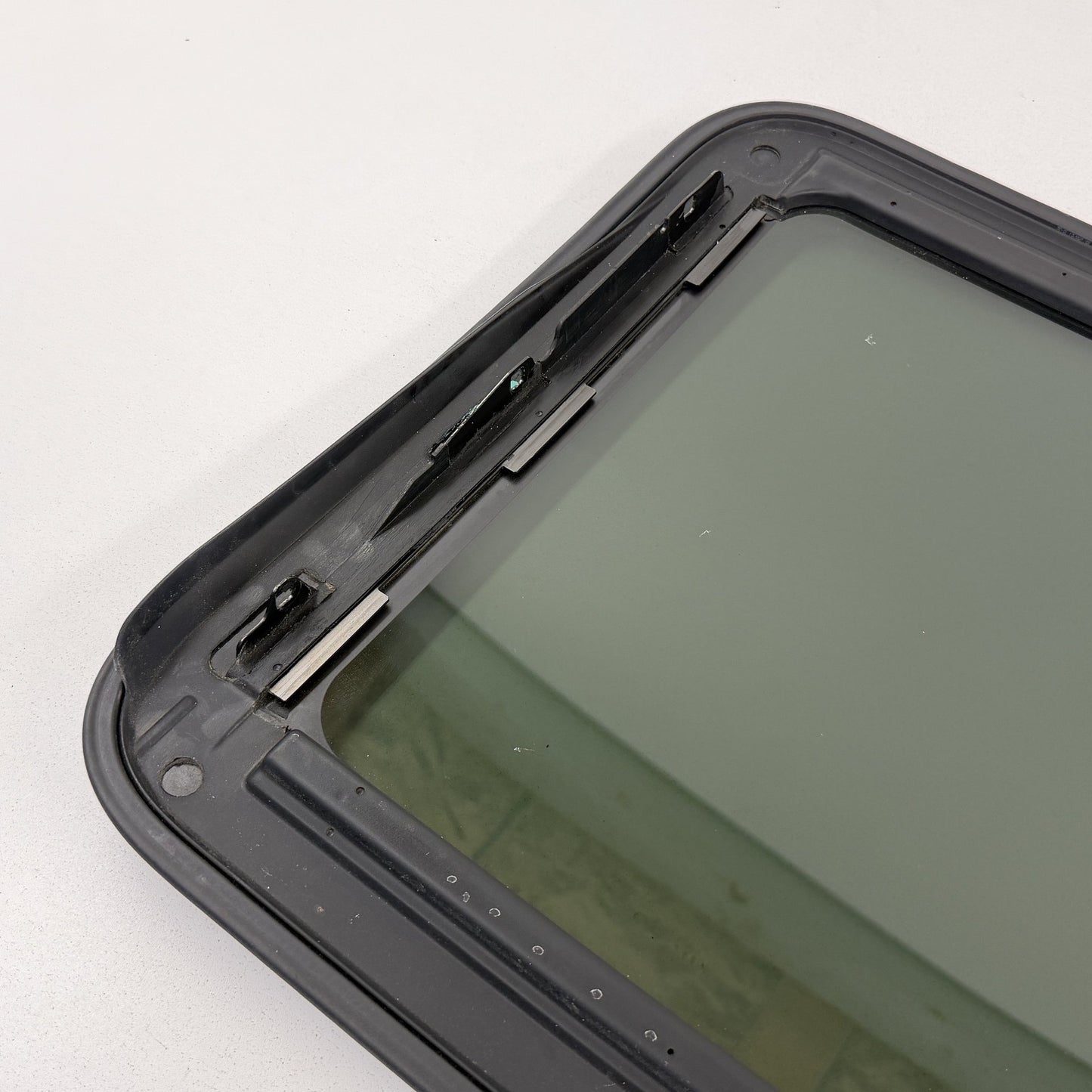 2011-2024 Dodge Durango Sunroof Sun Roof Glass Window 68091790AB OEM