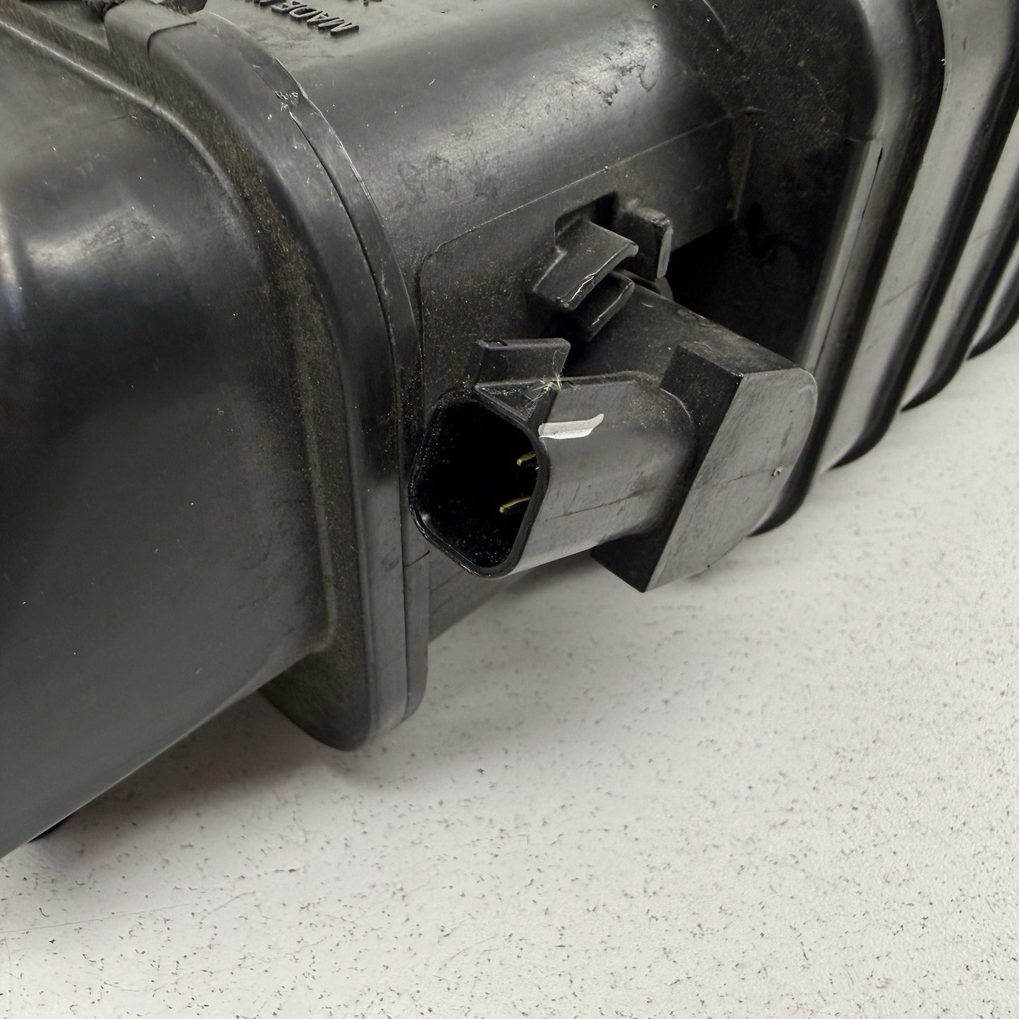 11-15 Chevrolet Camaro SS ZL1 Fuel Evap Vapor Charcoal Emission Canister OEM