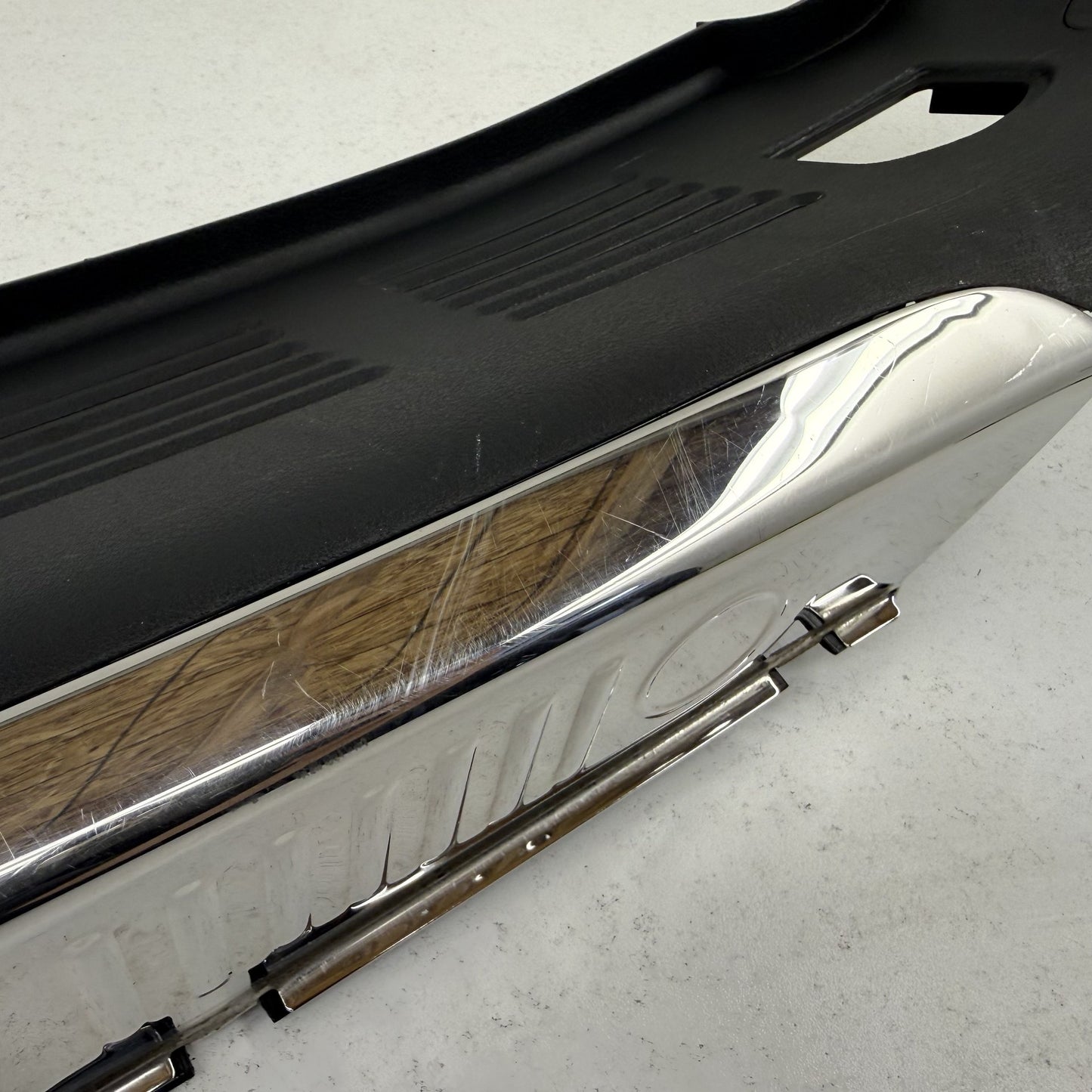 2014-2018 Bentley Flying Spur Rear Trunk Sill Scuff Plate Trim Cover Chrome OEM