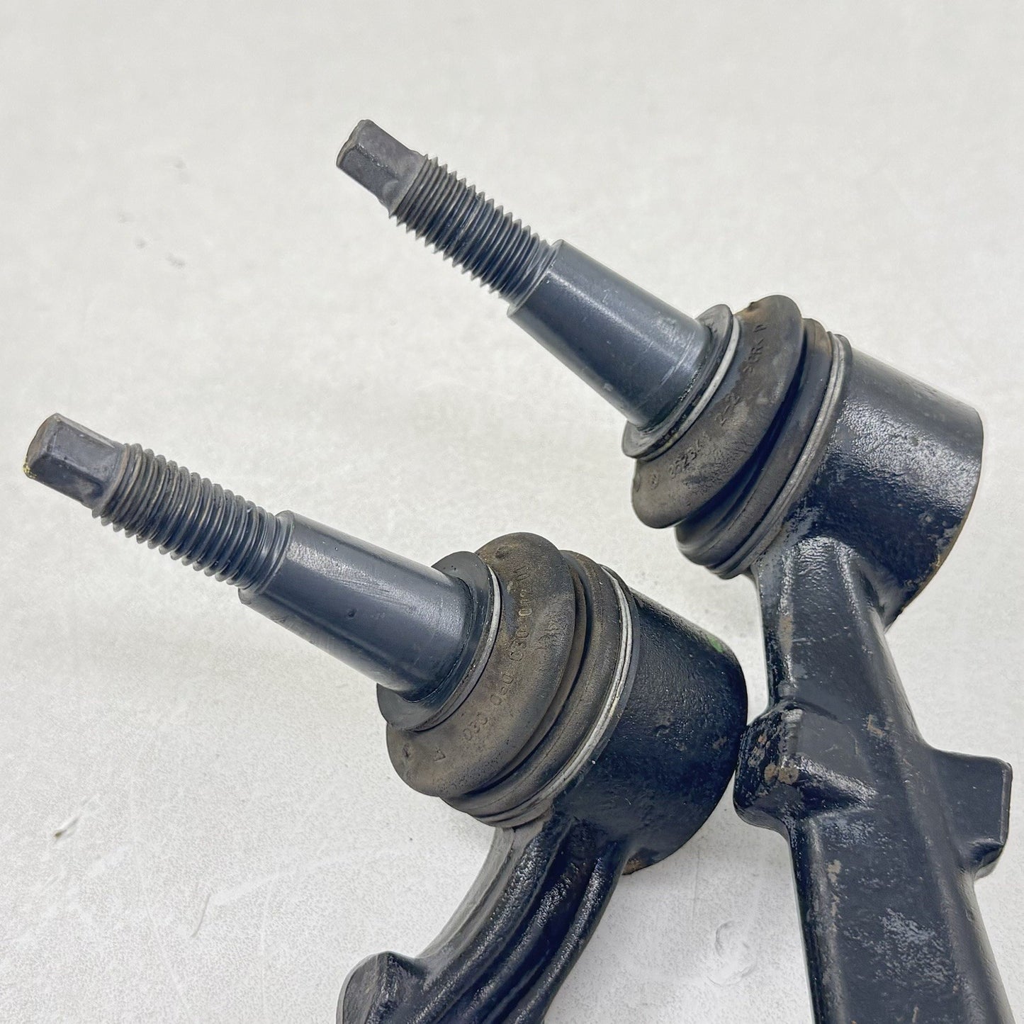 12-15 CHEVROLET CAMARO ZL1 PASSENGER RIGHT FRONT CONTROL ARM SUSPENSION PAIR OEM