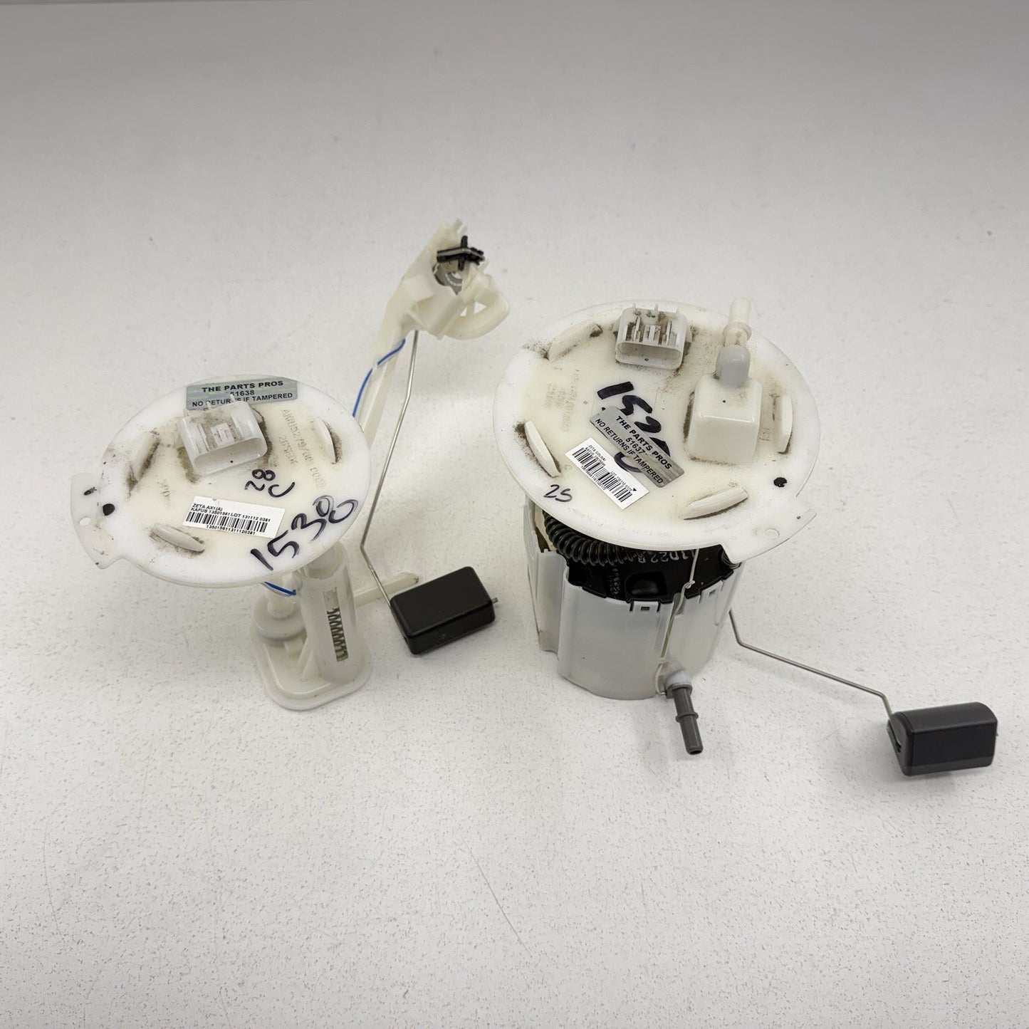 10-15 Chevrolet Camaro SS Gas Tank Fuel Pump Sending Unit Pair OEM