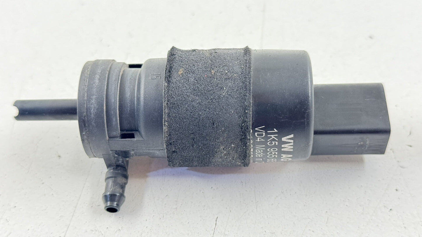 11-23 AUDI A8 S8 WASHER BOTTLE WATER PUMP MOTOR SENDING UNIT 1K5955651 OEM