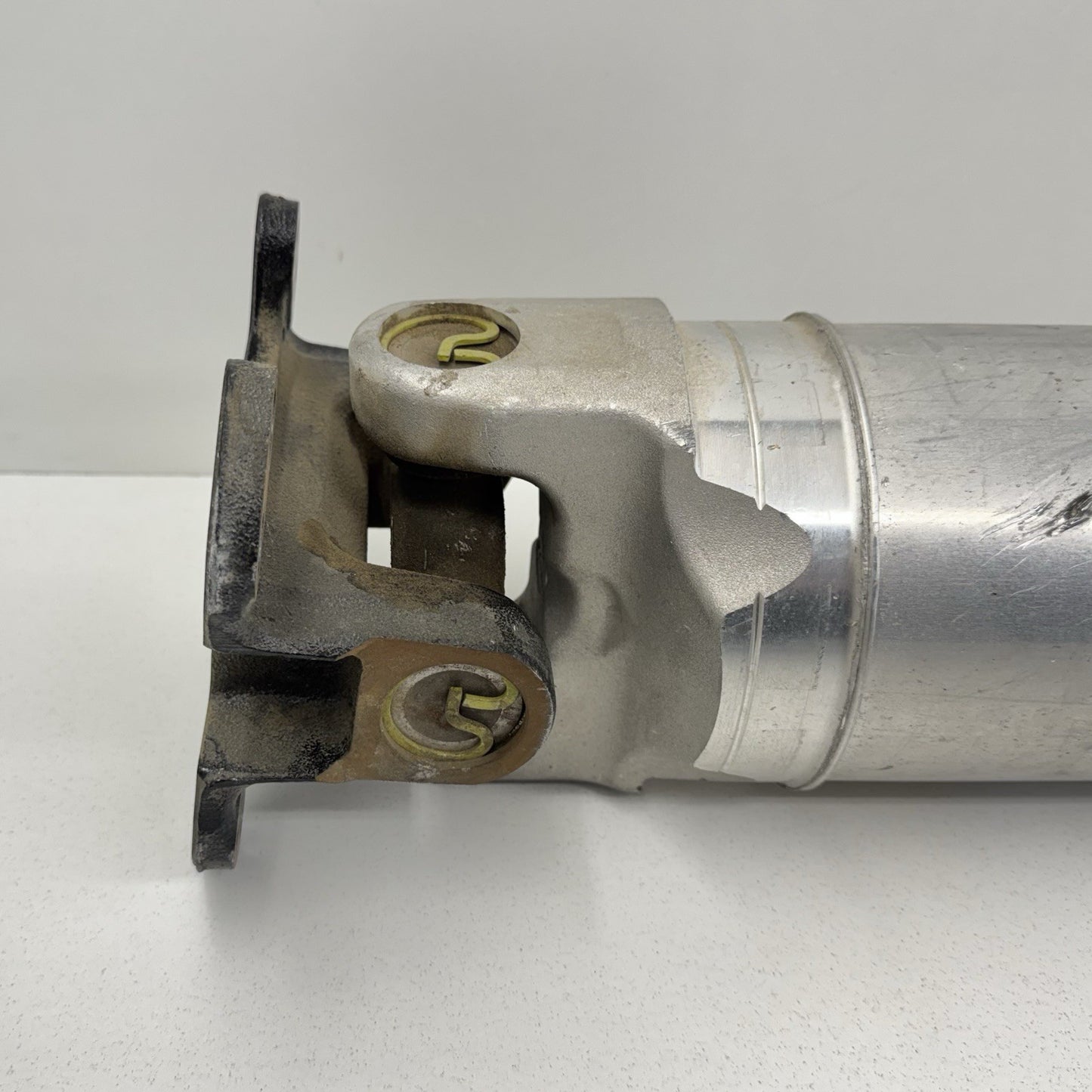 20-25 Silverado Sierra 2500 3500 Diesel Driveshaft Drive Shaft 87821417 OEM